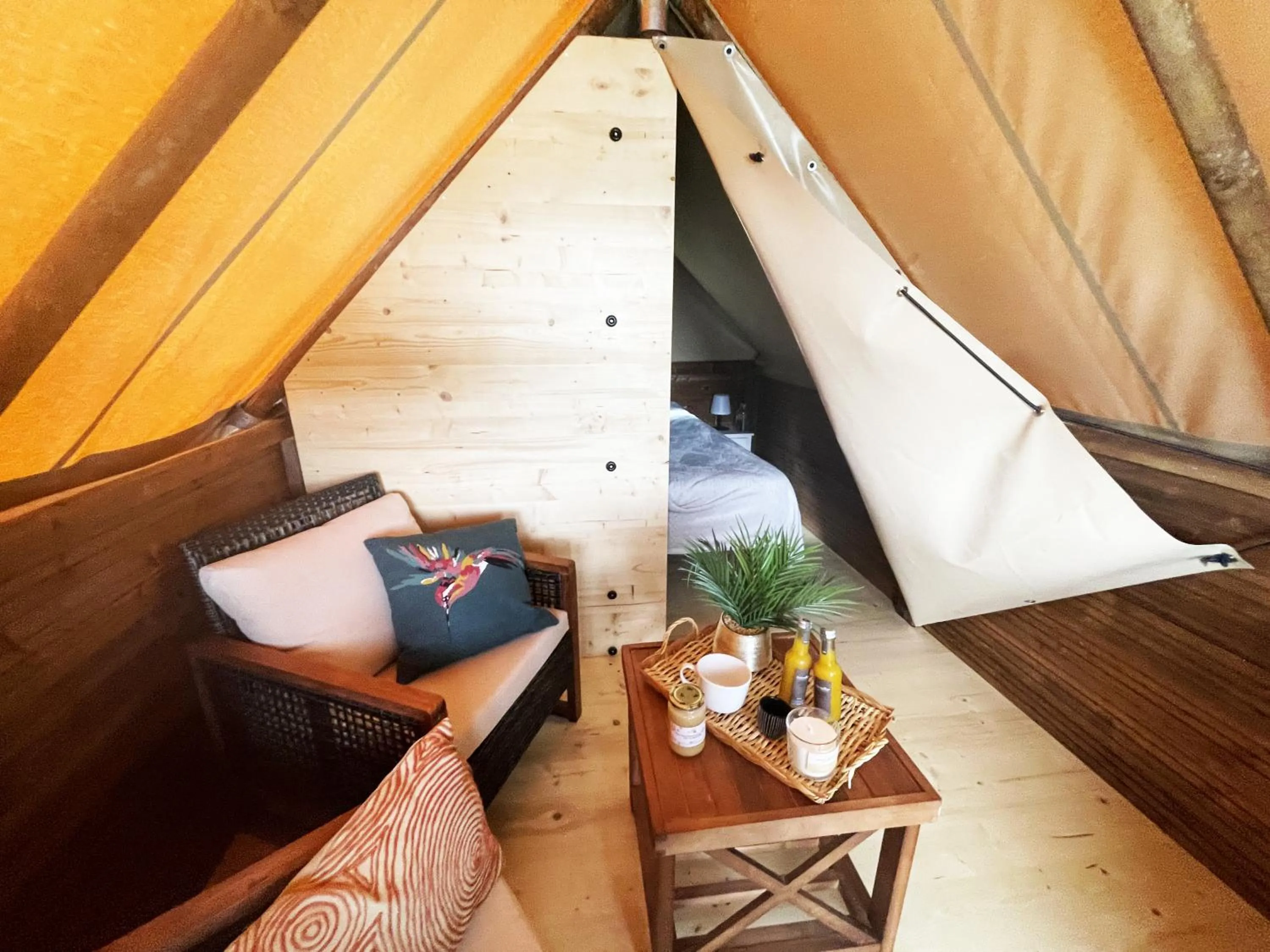 Photo of the whole room in Les Etangs de la Bassée