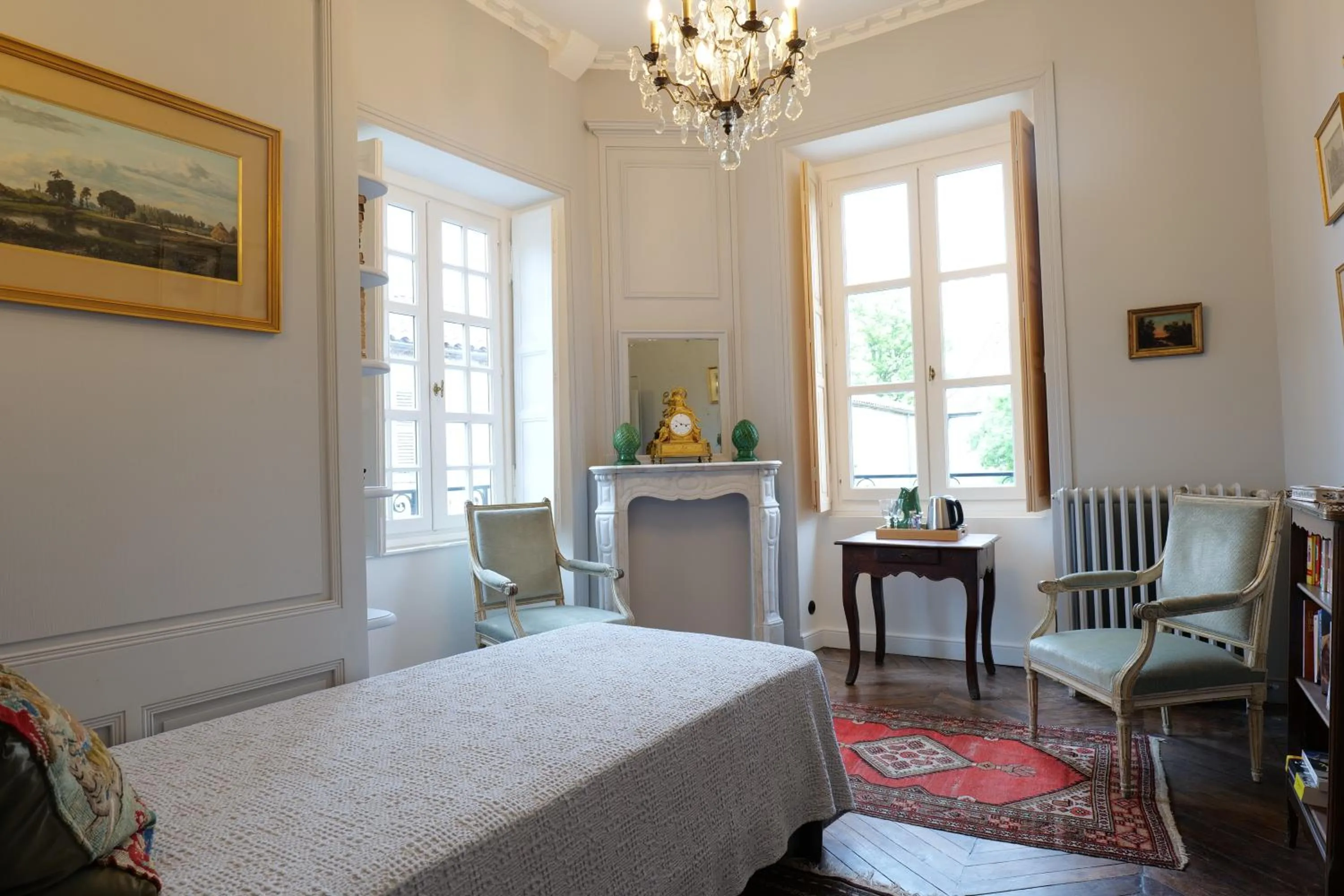 Property building, Bed in Domaine de Chalaniat