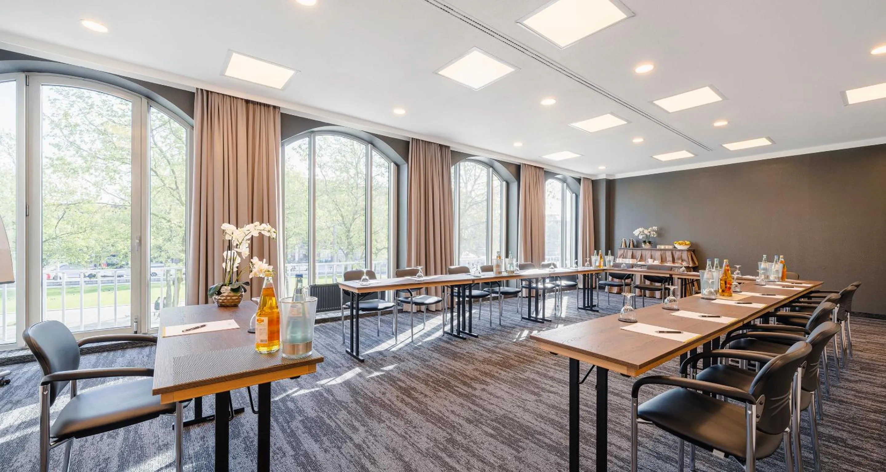 Meeting/conference room in PLAZA Premium Columbus Bremen