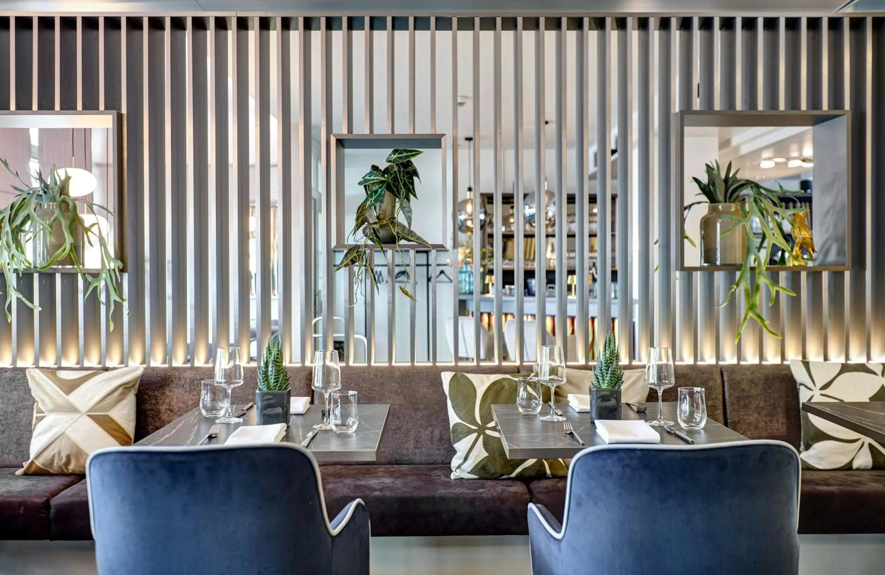 Restaurant/places to eat in Leonardo Hotel München City West