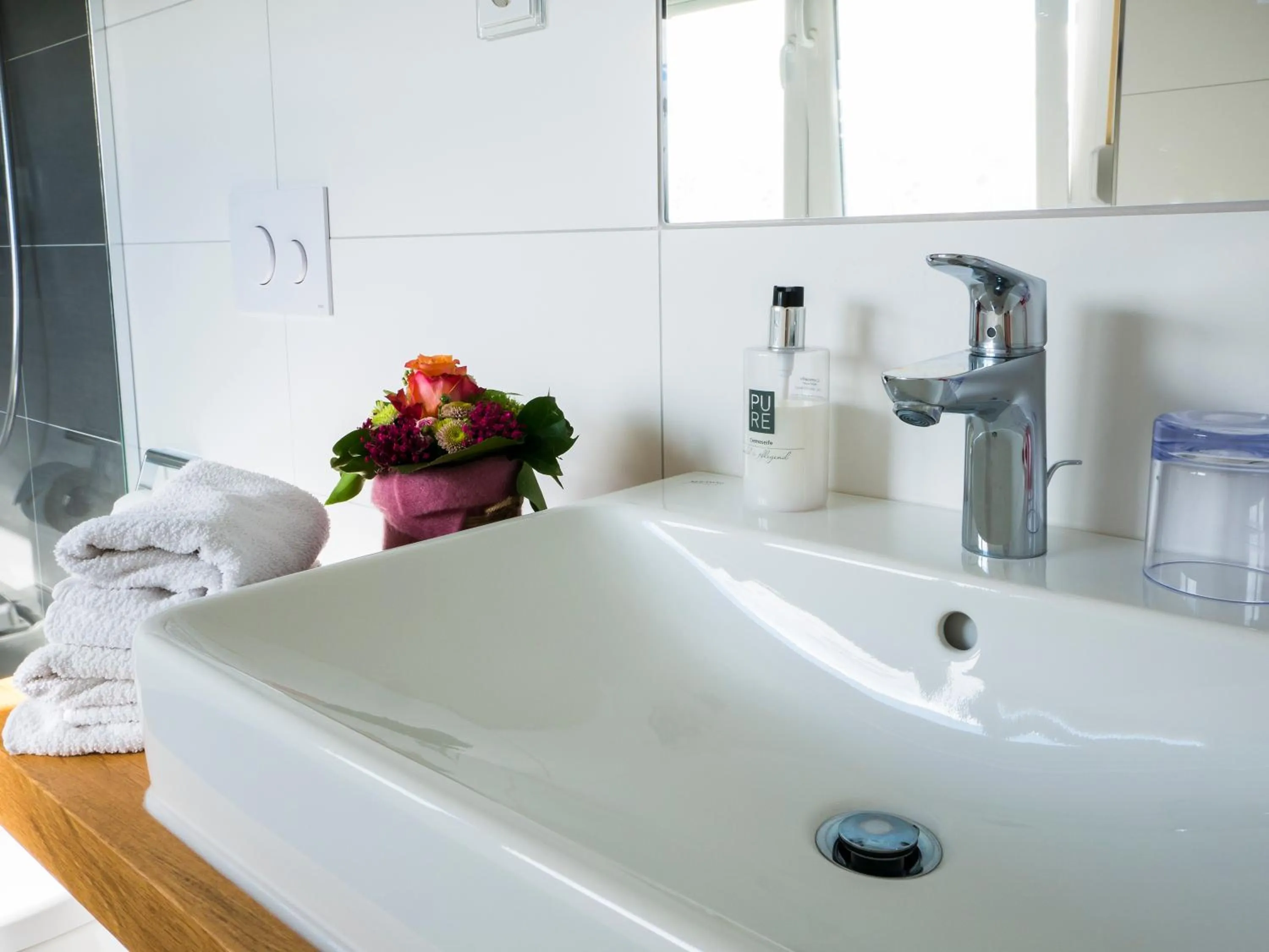 Bathroom in Hotel Löwen Garni - B&B