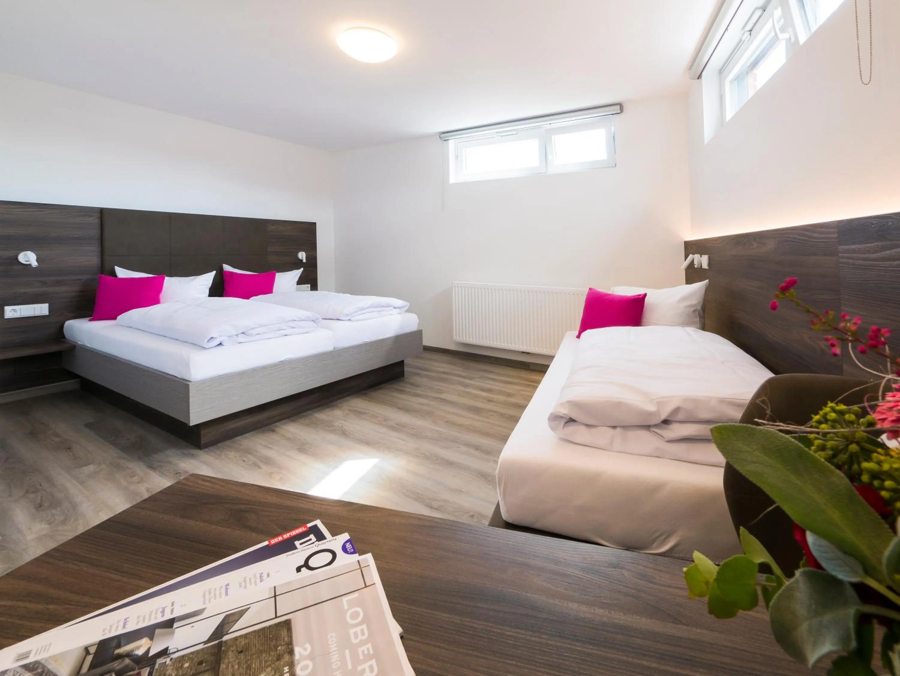 Bed in Hotel Löwen Garni - B&B