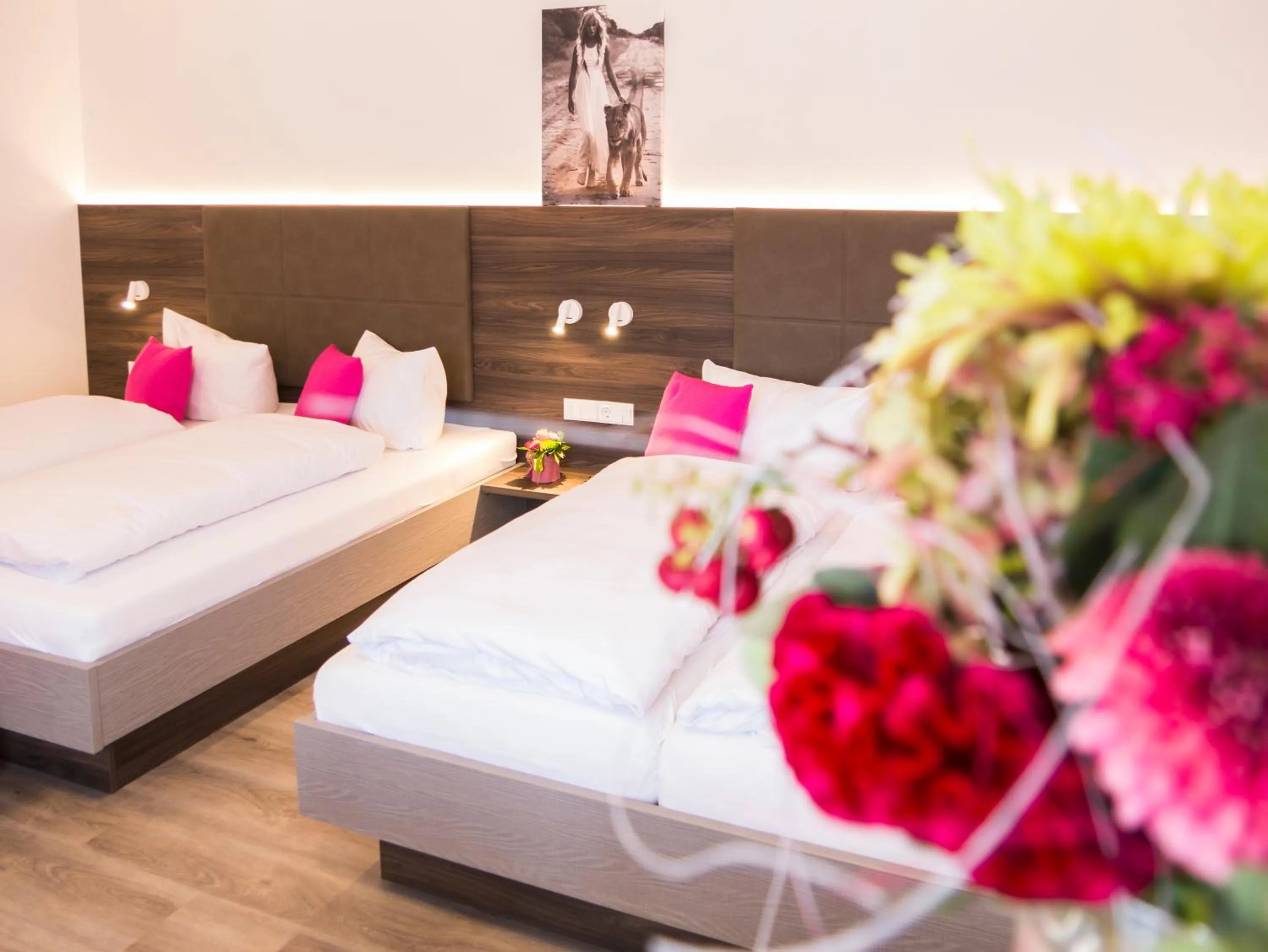 Bedroom, Bed in Hotel Löwen Garni - B&B