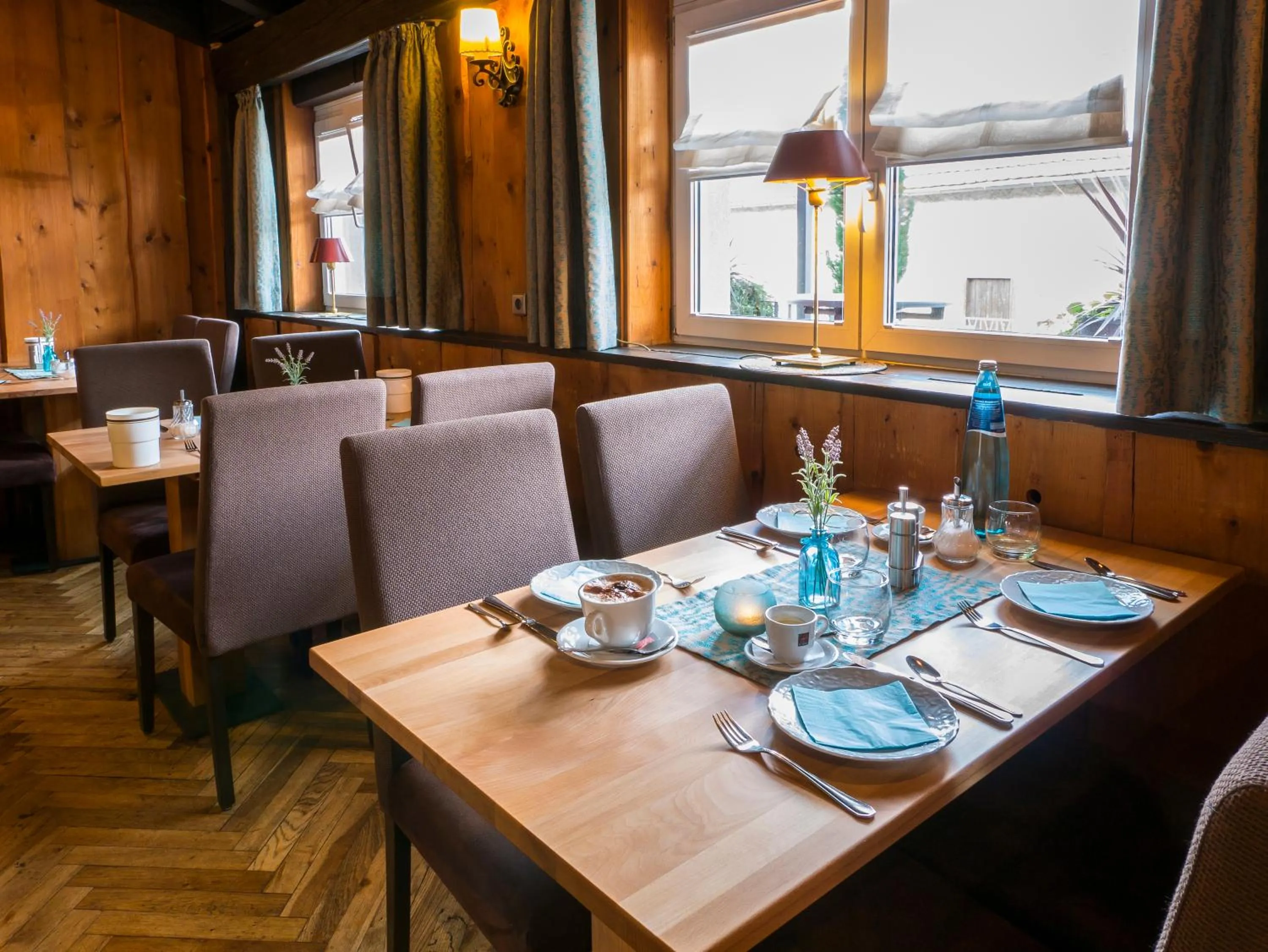 Breakfast in Hotel Löwen Garni - B&B