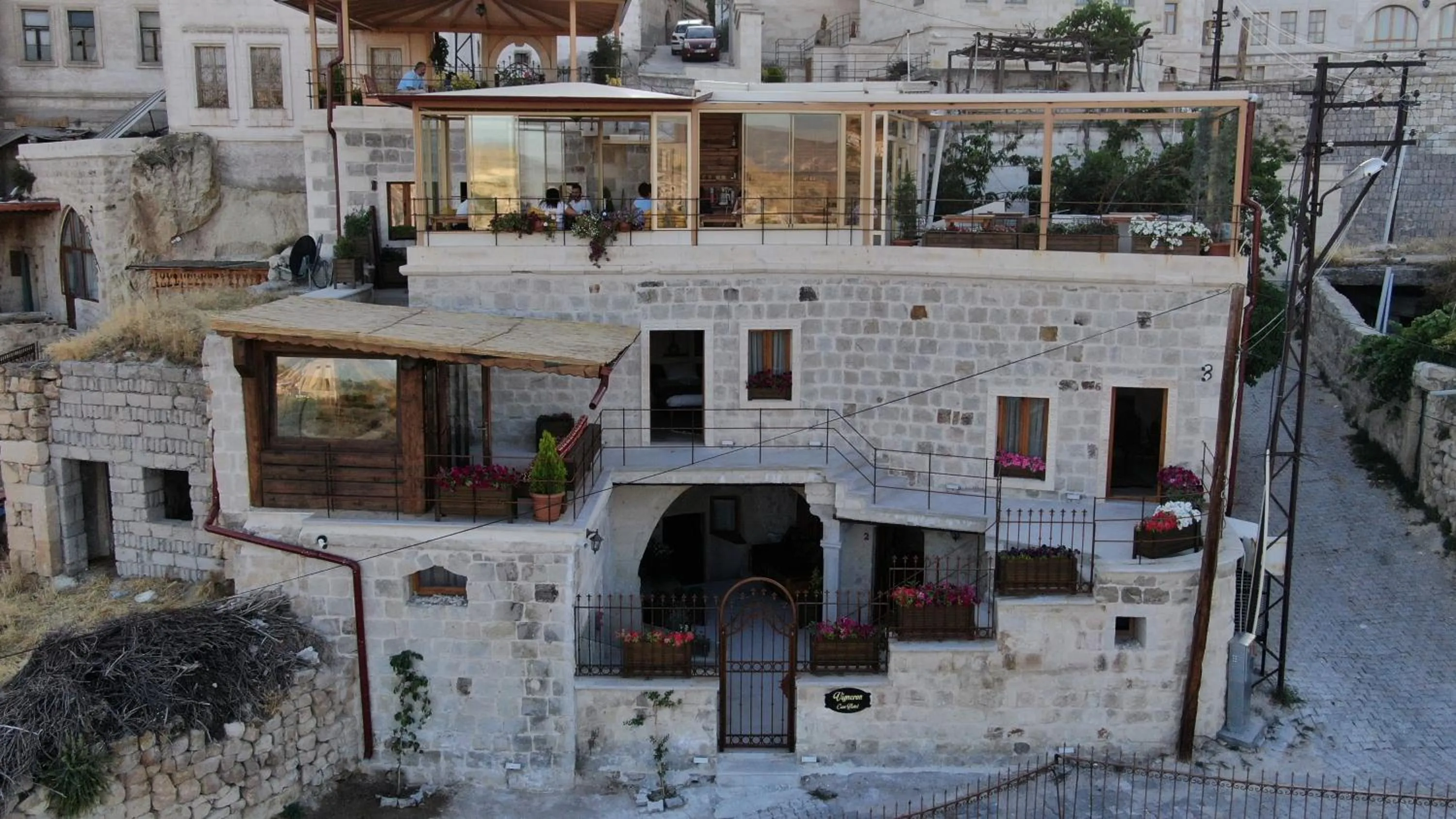 Property building in Vigneron Cave Hotel