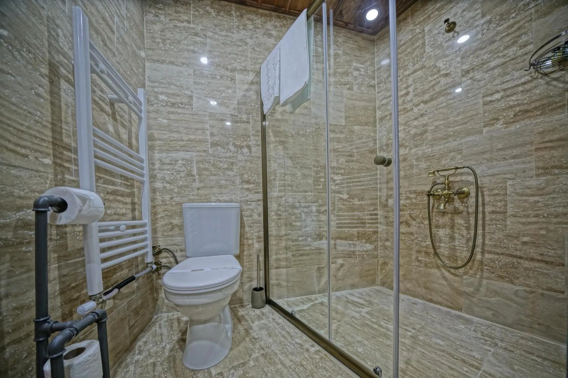 Bathroom in Vigneron Cave Hotel