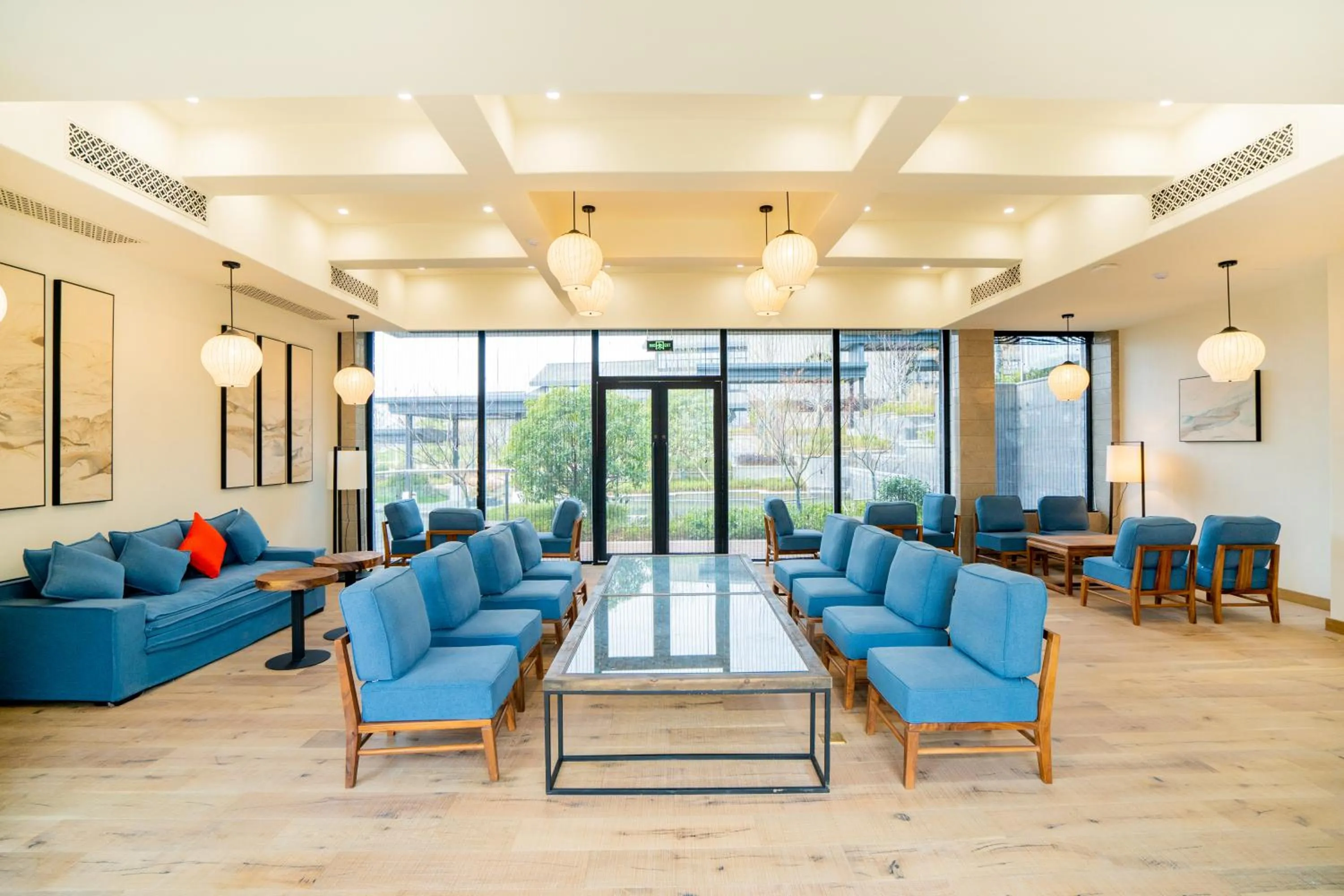 Seating area in Platinum Shengyuan Hotel