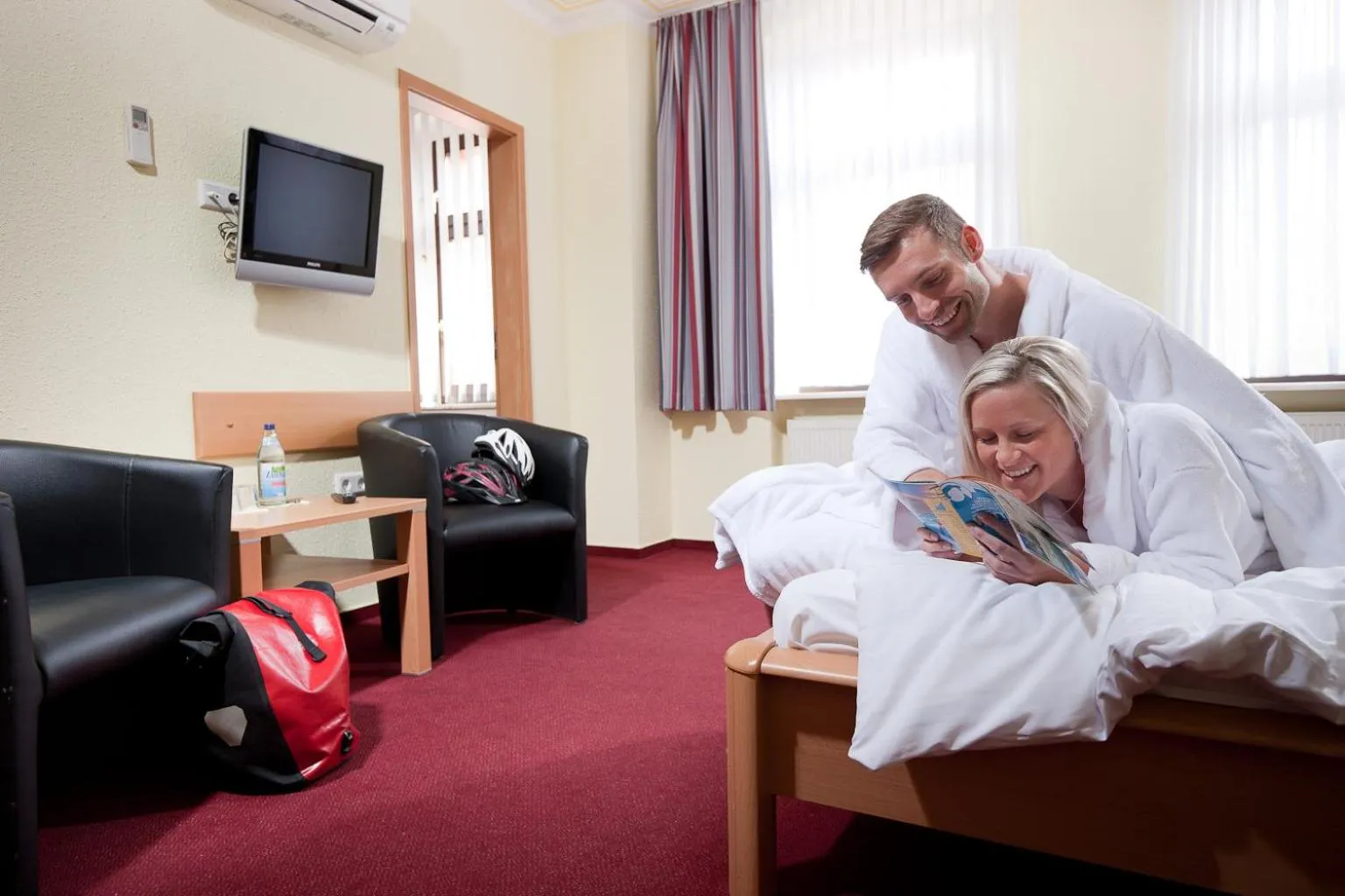 People in Hotel-Pension Am Schwanenteich