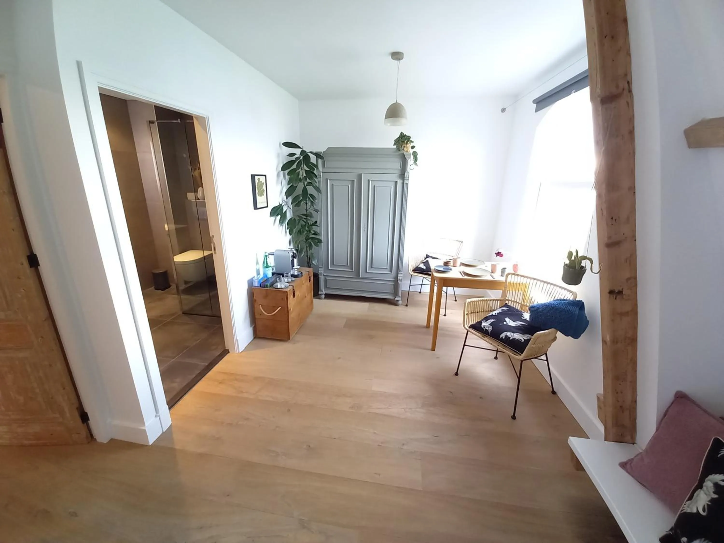 Seating area in B&B Van Amsterdam