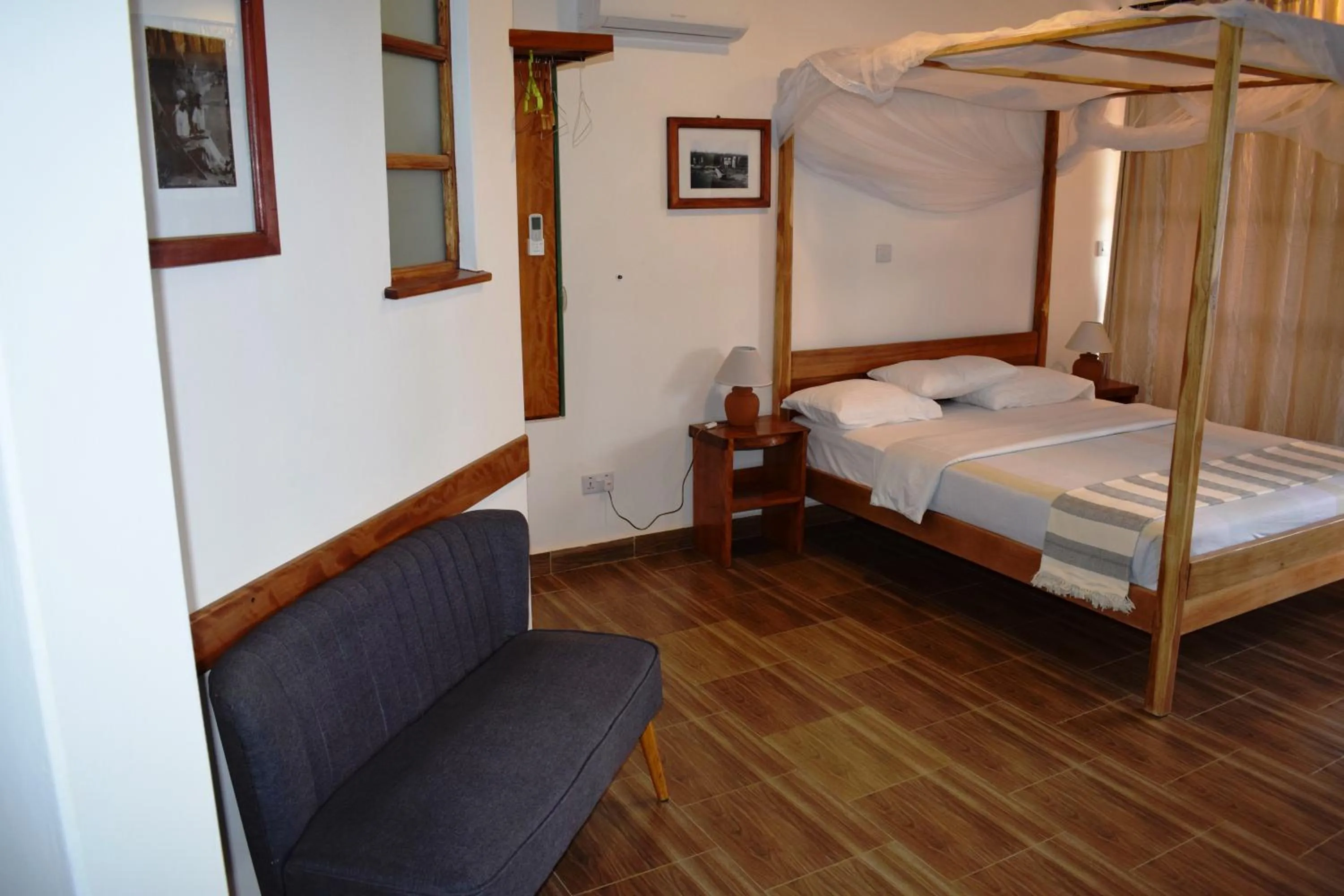 Bedroom, Bed in Edelwyss-Inn