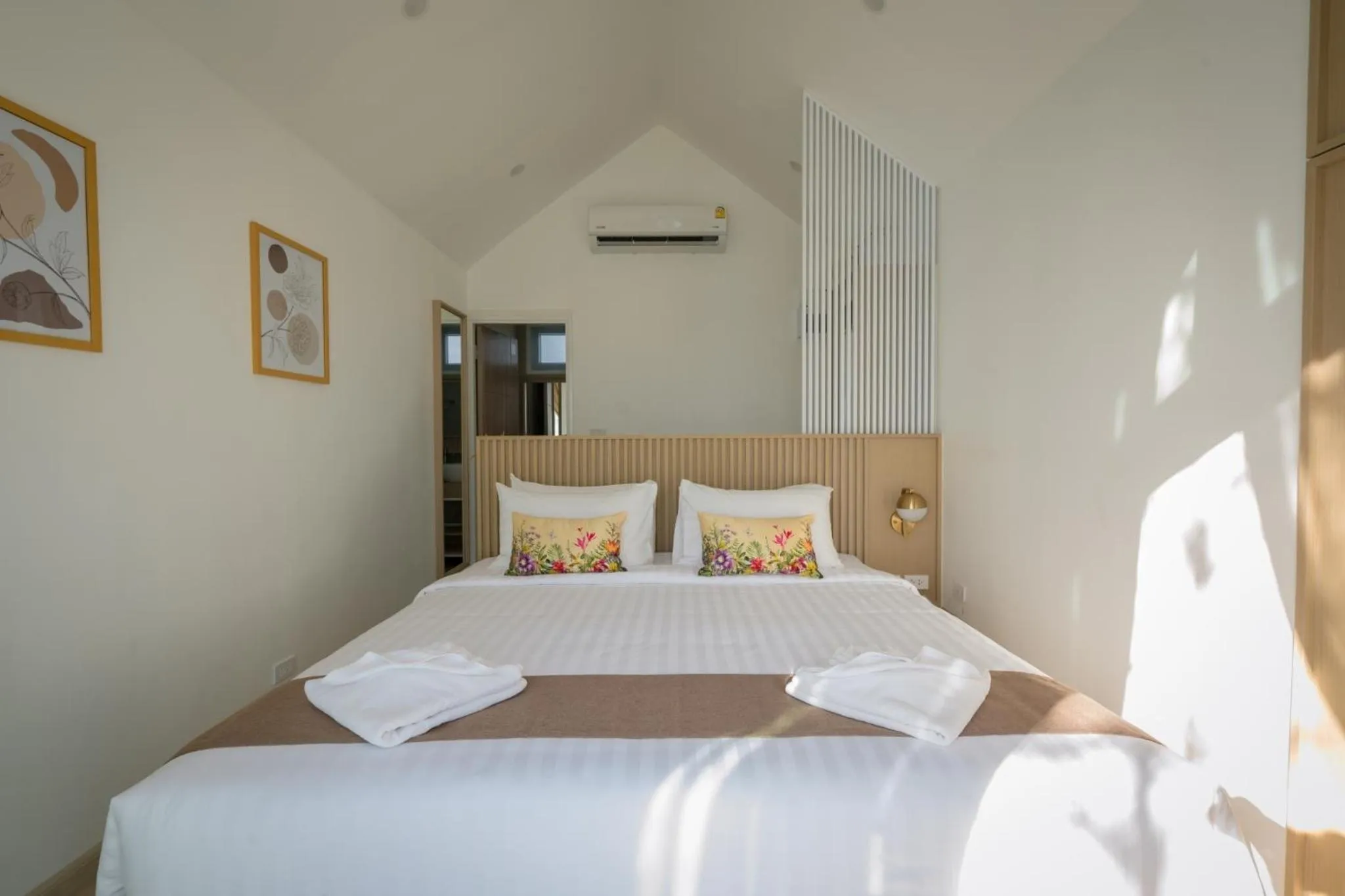 Bedroom, Bed in Saksiam Lakeside Resort