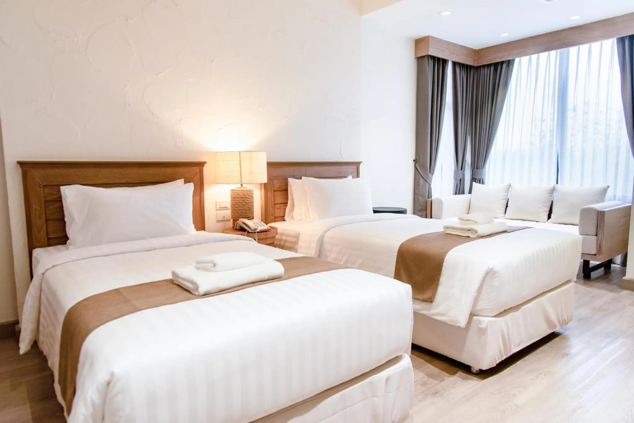 Bed in Saksiam Lakeside Resort