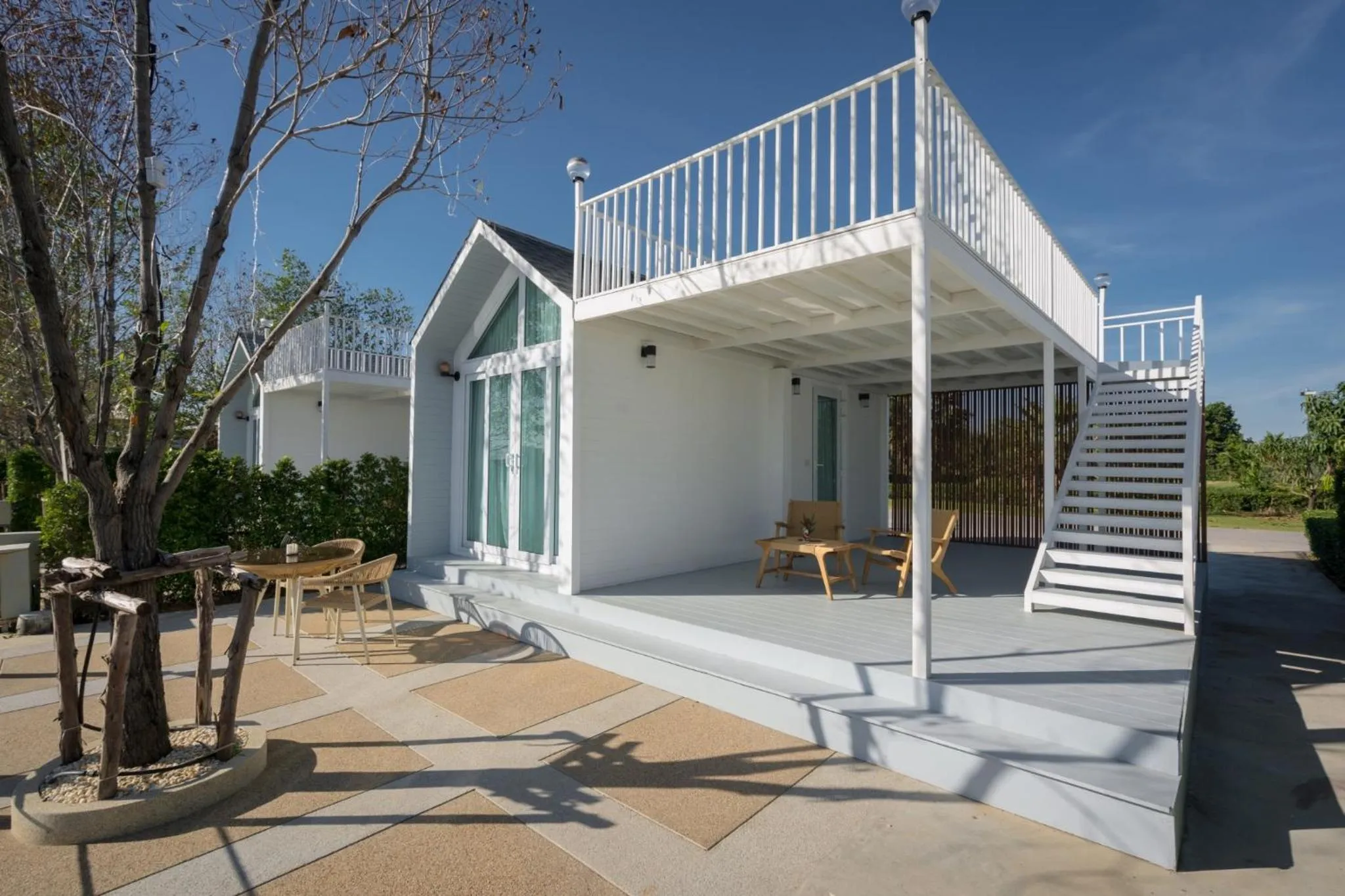 Saksiam Lakeside Resort