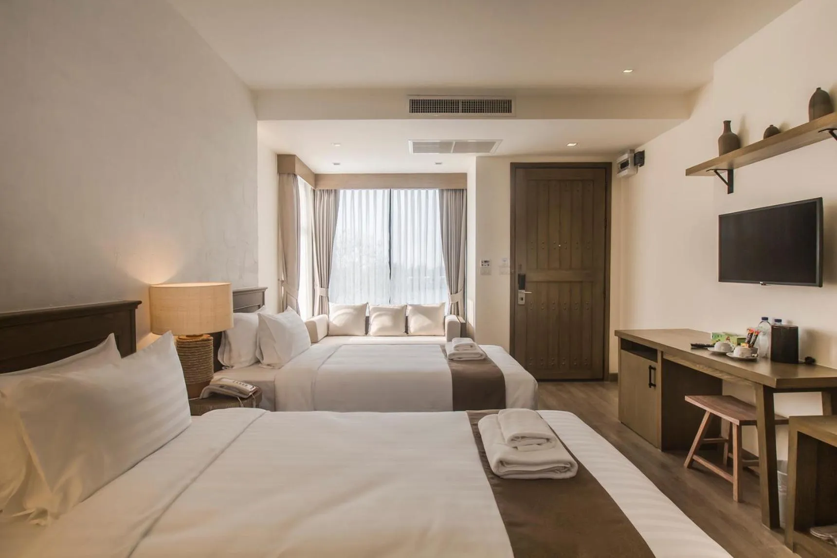 Bed in Saksiam Lakeside Resort