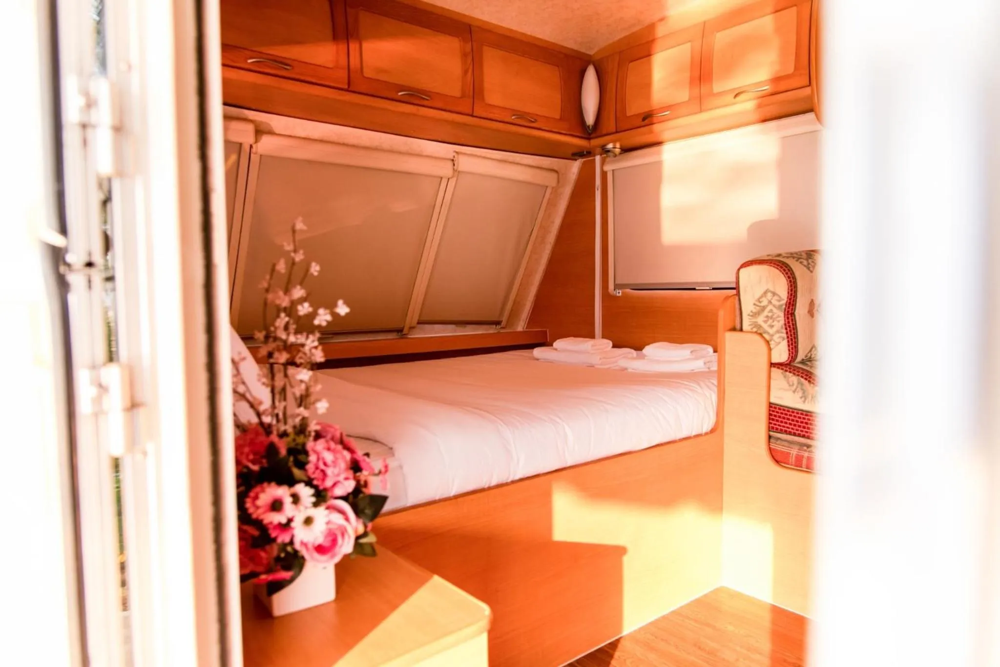 Bed in Saksiam Lakeside Resort