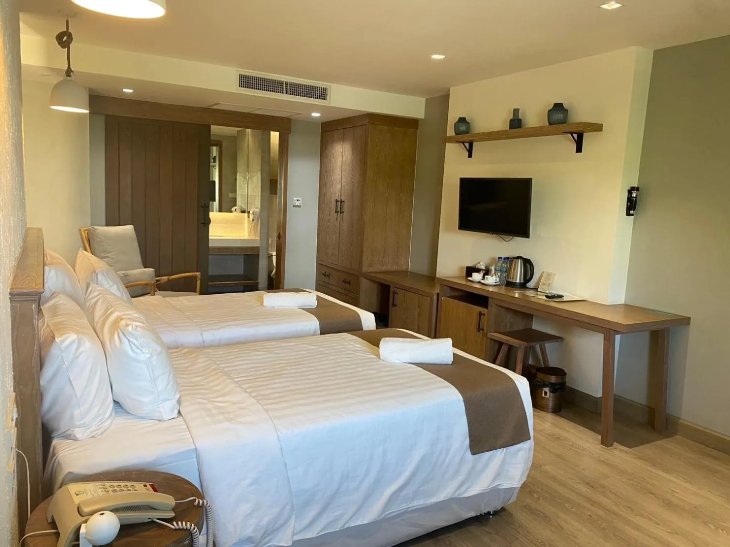 Bed in Saksiam Lakeside Resort