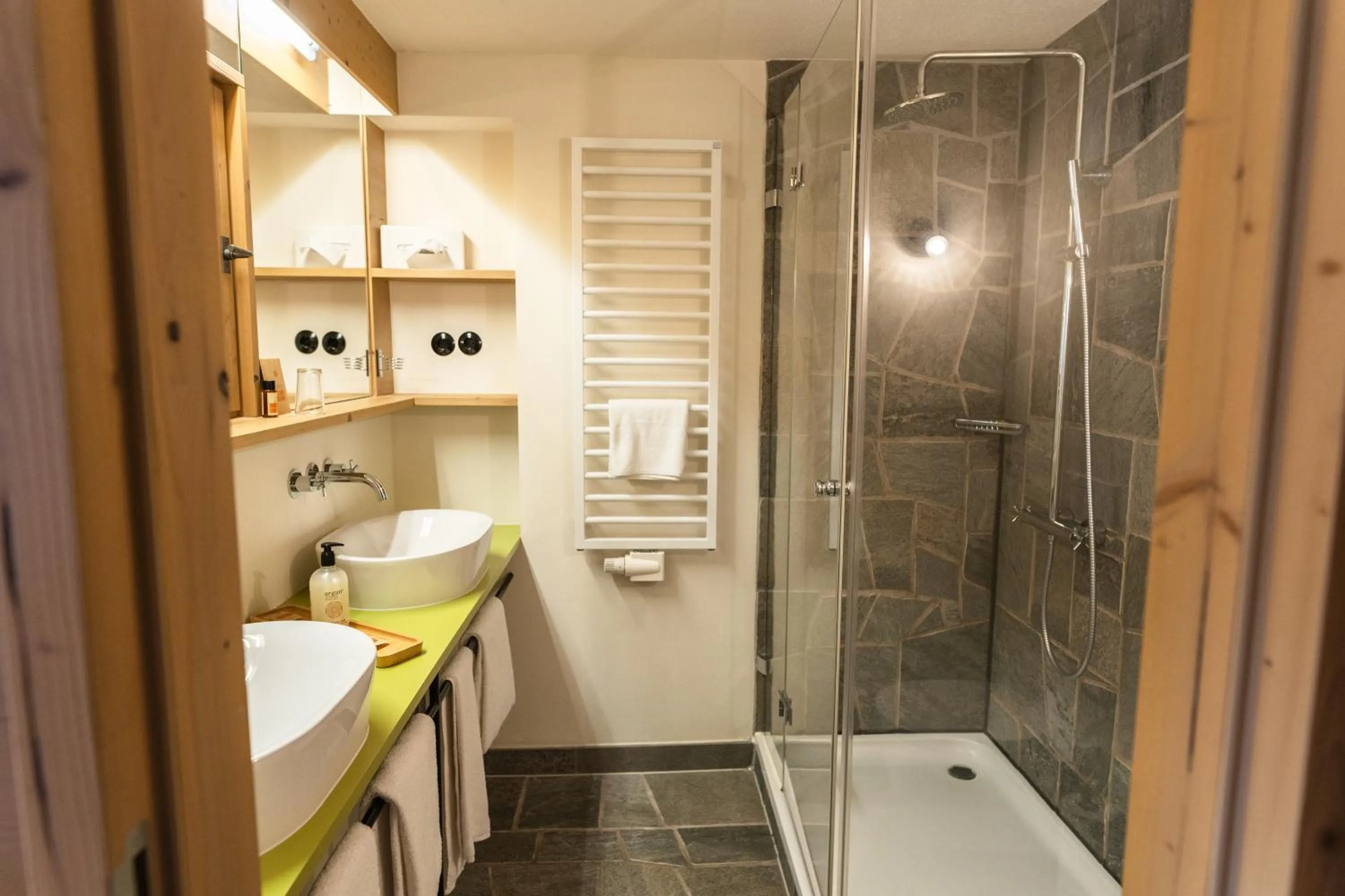 Shower in Hotel Oberstdorf