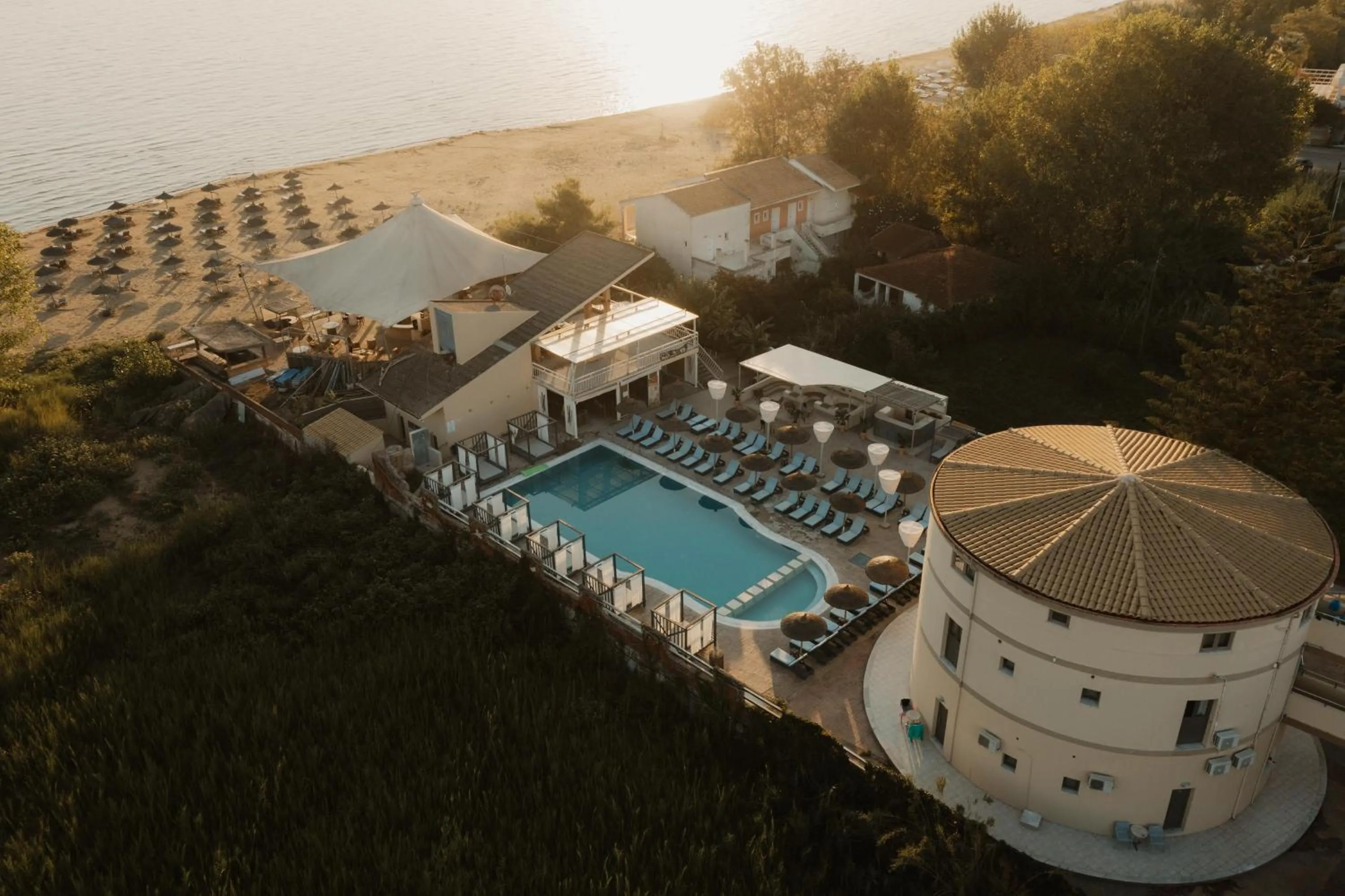 Property building in Island Kavos