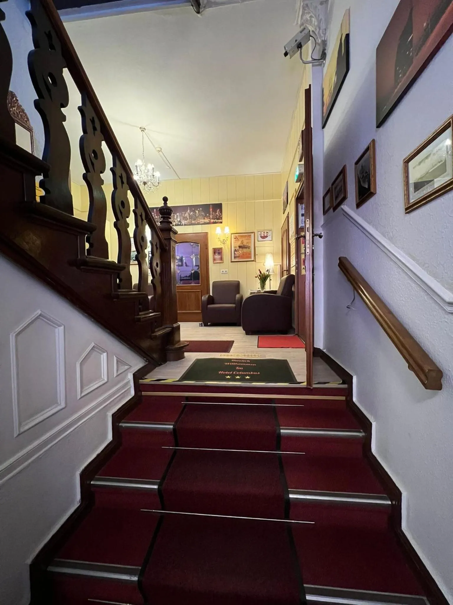 Facade/entrance in Hotel Columbus und Glamping