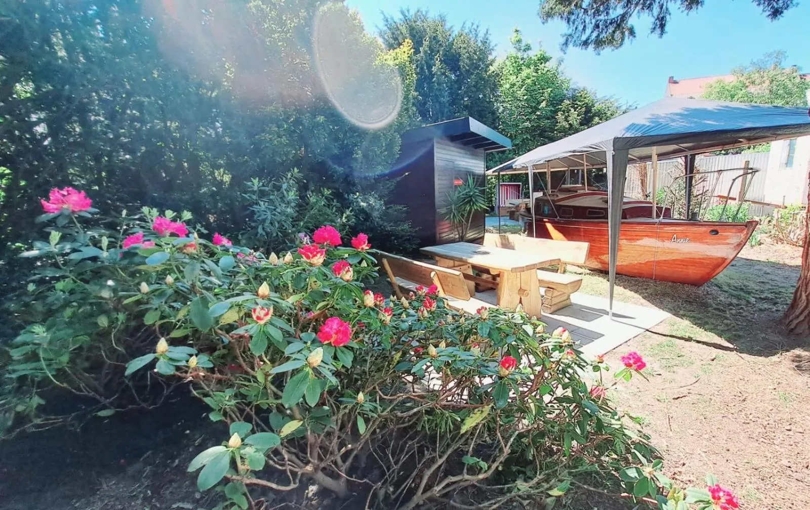 Garden in Hotel Columbus und Glamping