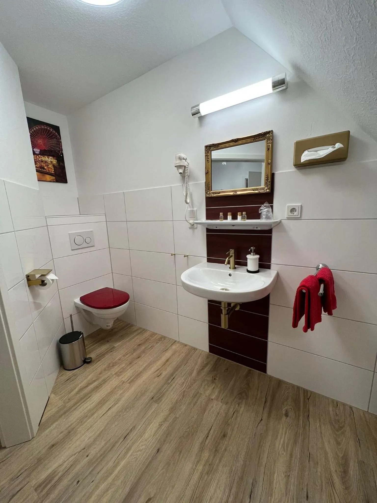 Bathroom in Hotel Columbus und Glamping