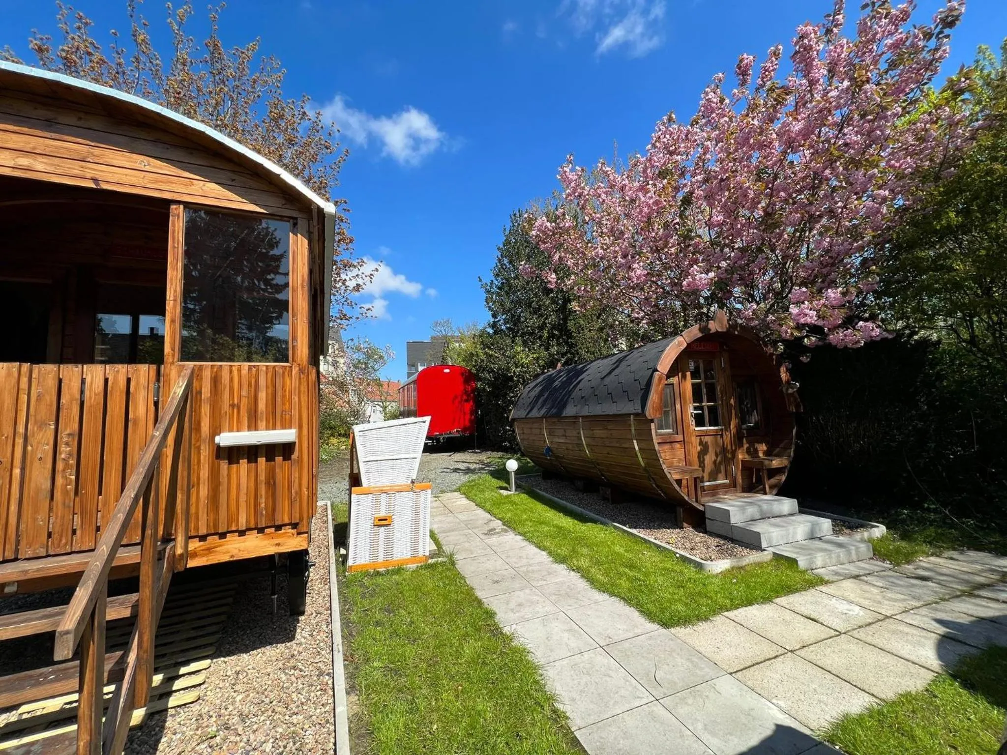 Garden in Hotel Columbus und Glamping