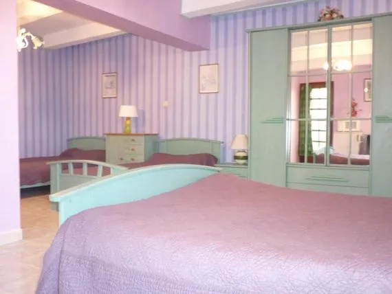 Bed in Domaine De Rode Buze