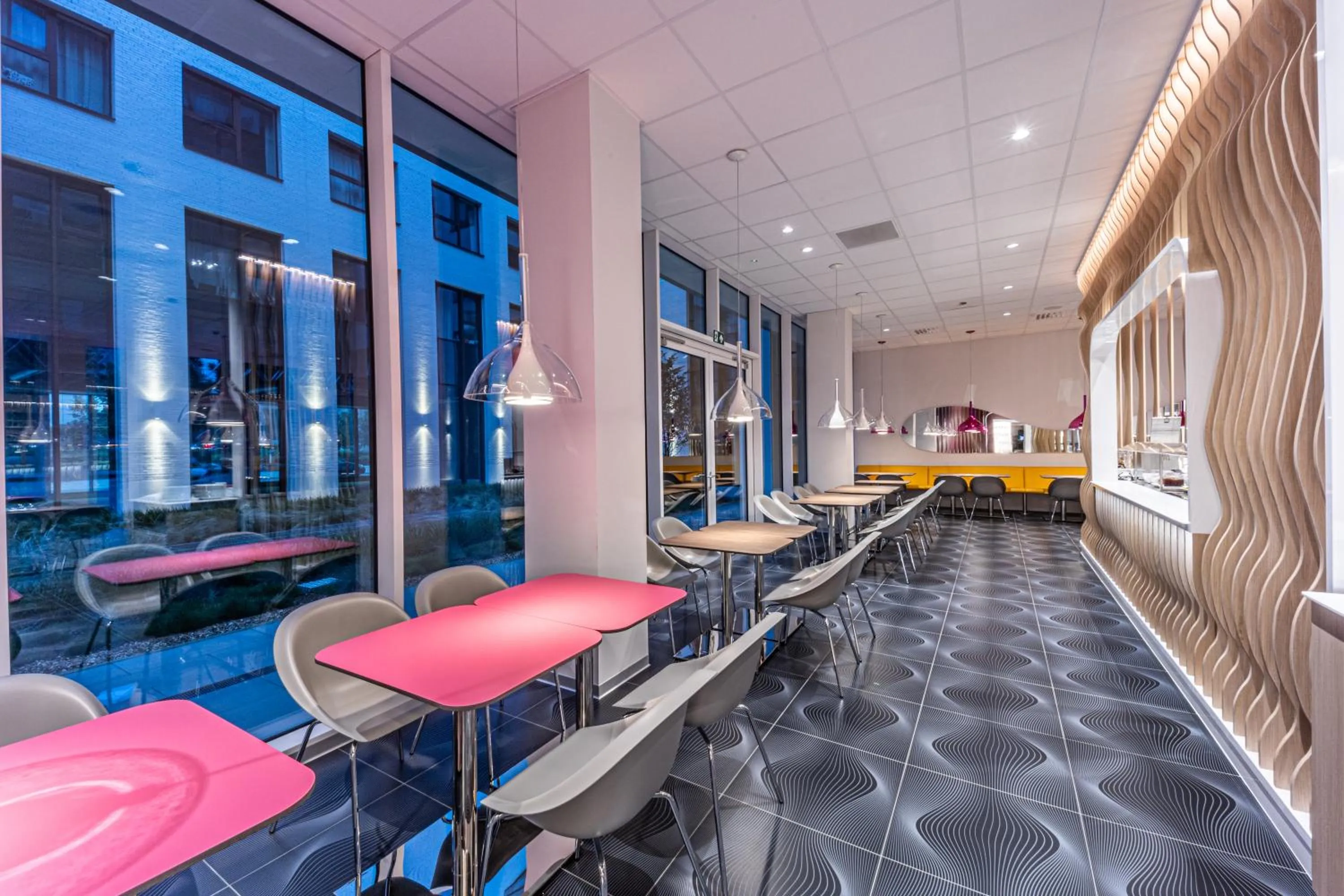 Seating area in Prize by Radisson, Antwerp City