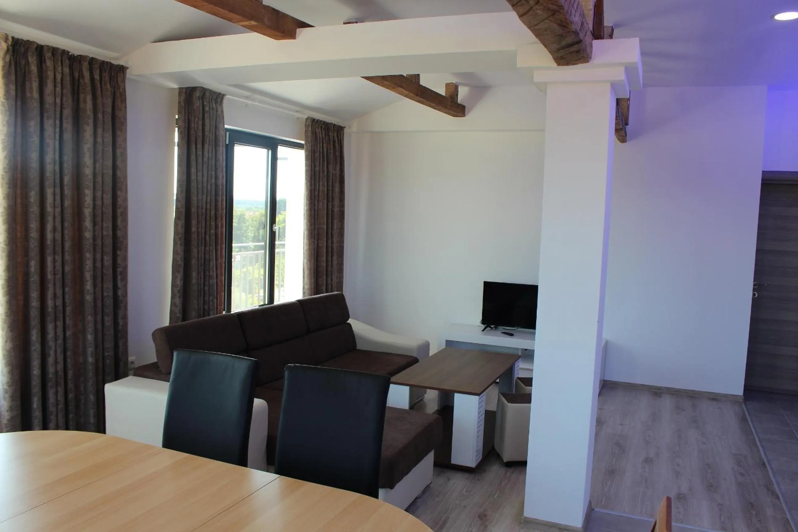 Seating area in Weißer Schwan Белият лебед