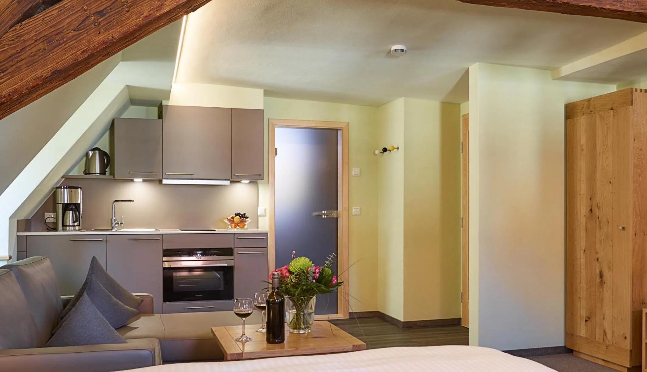 Kitchen or kitchenette, Bed in Klosterstüble