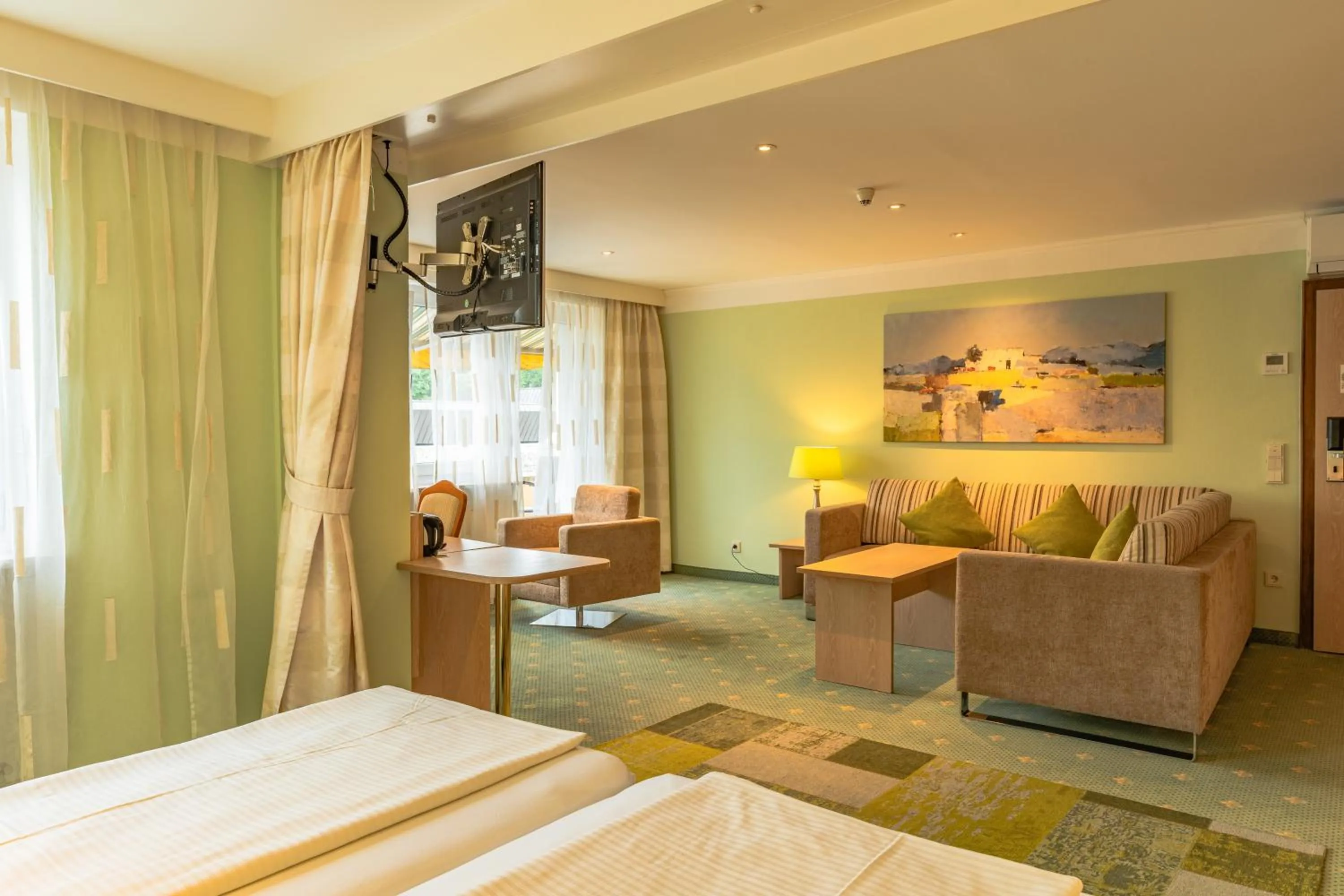 Bed in Parkhotel Crombach