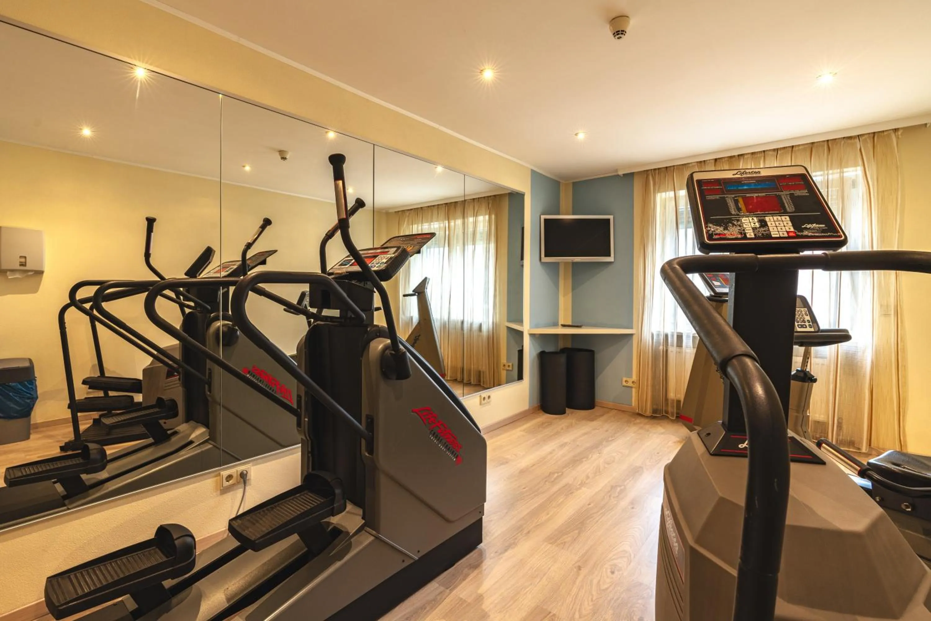 Fitness centre/facilities in Parkhotel Crombach