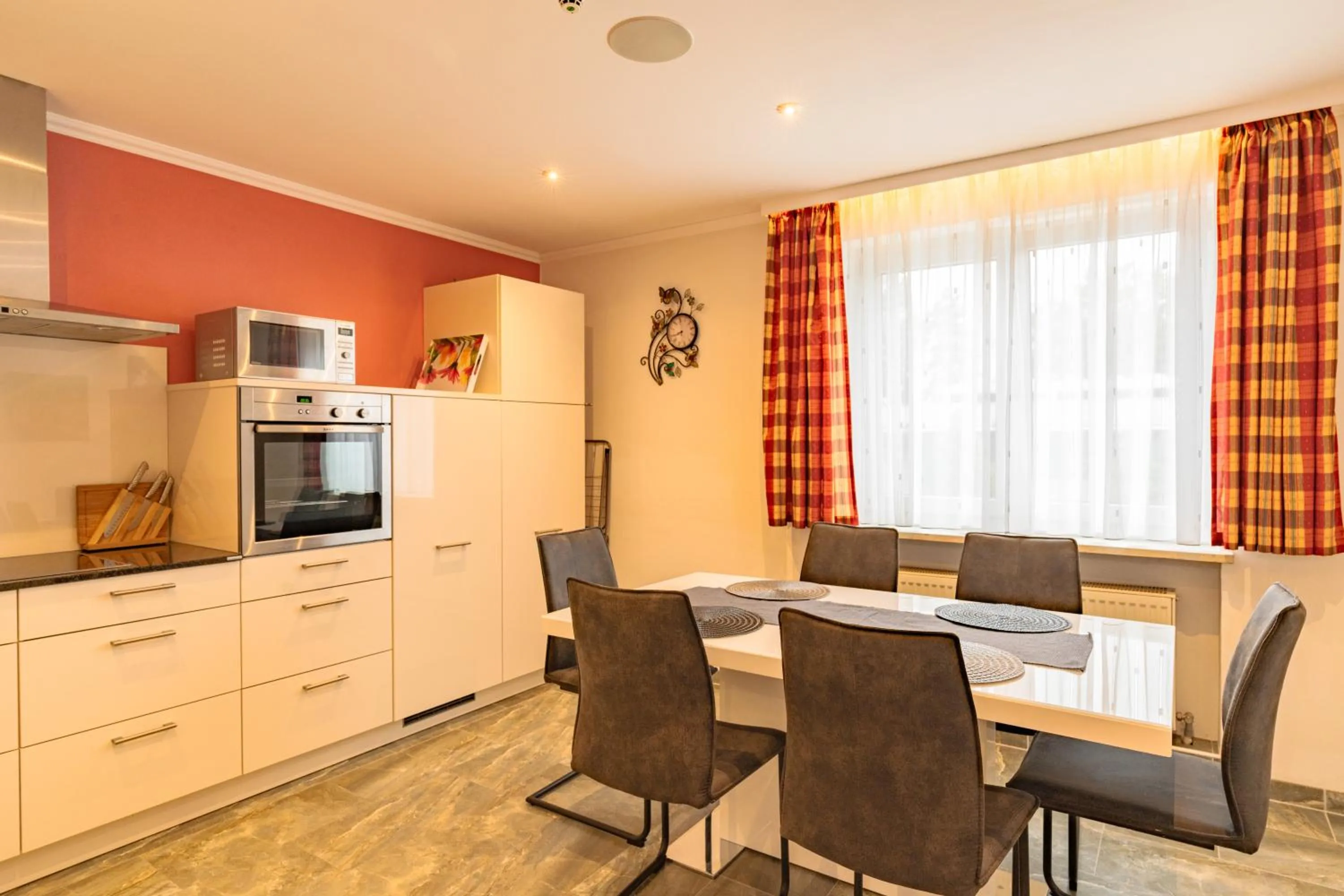 TV and multimedia in Parkhotel Crombach