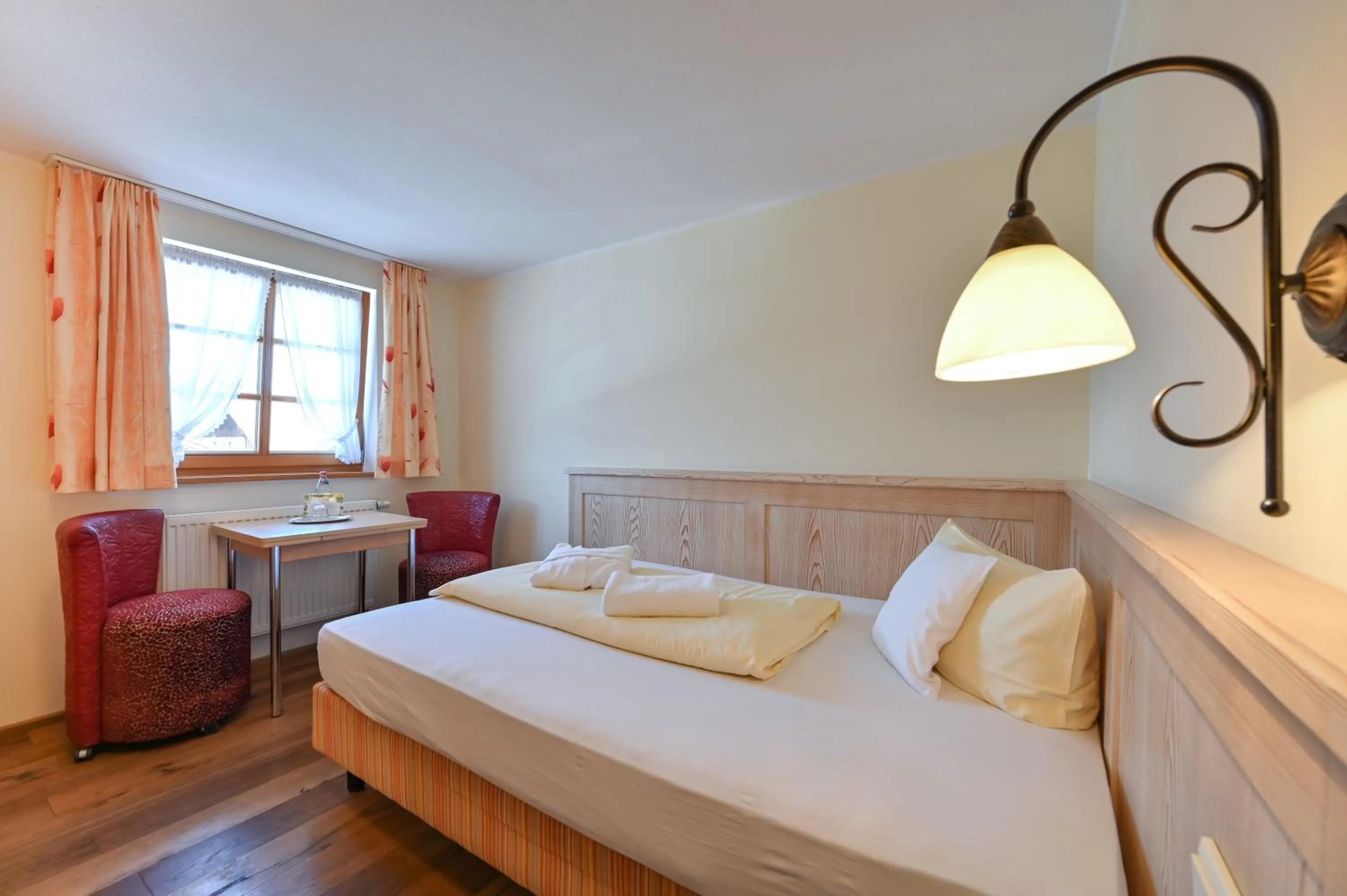 Photo of the whole room, Bed in Hotel Weinbauer