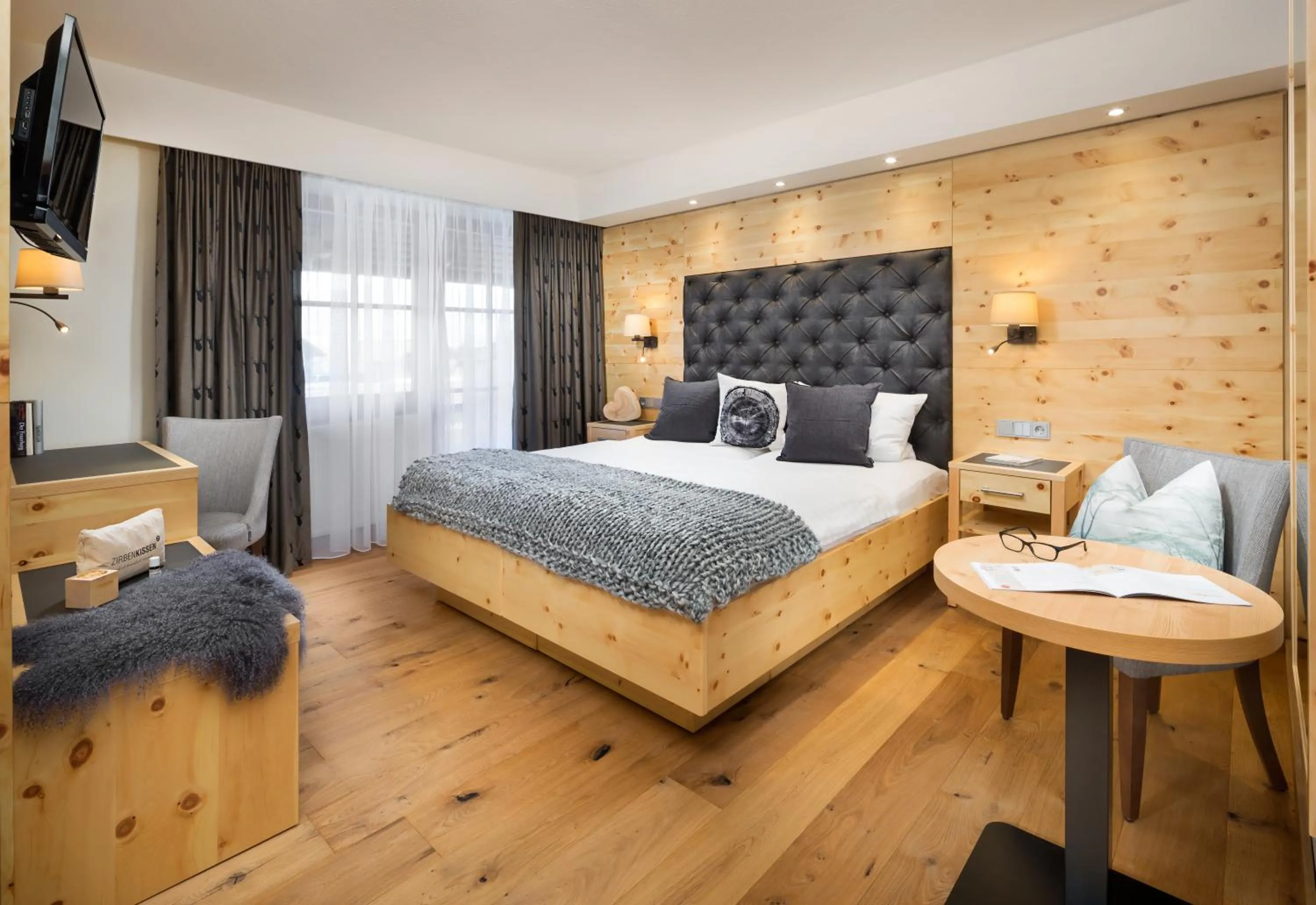 Bed in Hotel Weinbauer