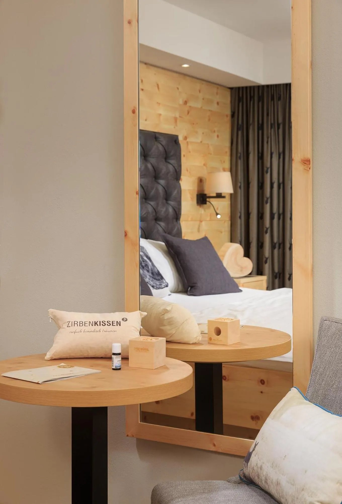 Decorative detail, Bed in Hotel Weinbauer