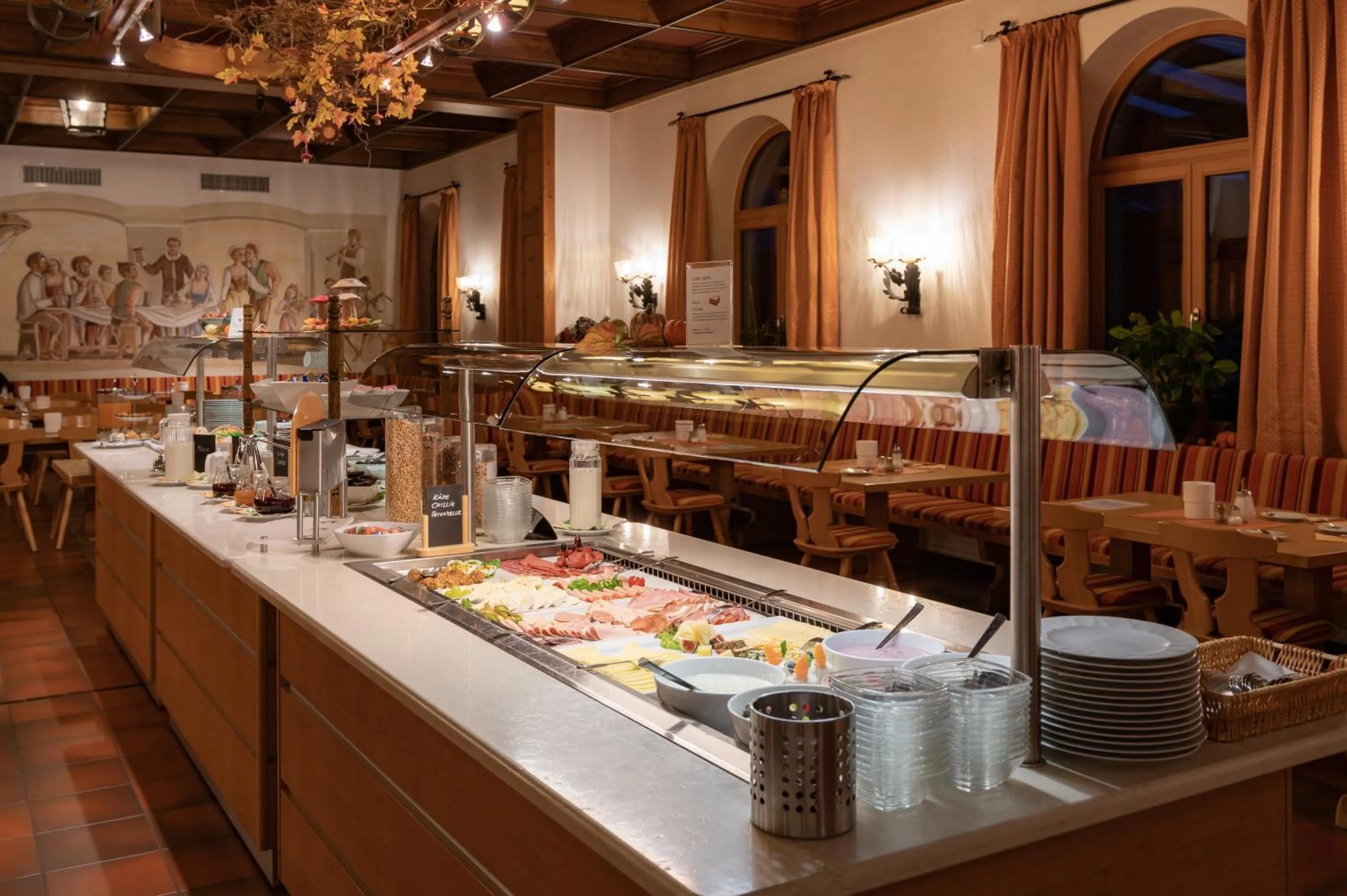 Breakfast in Hotel Weinbauer