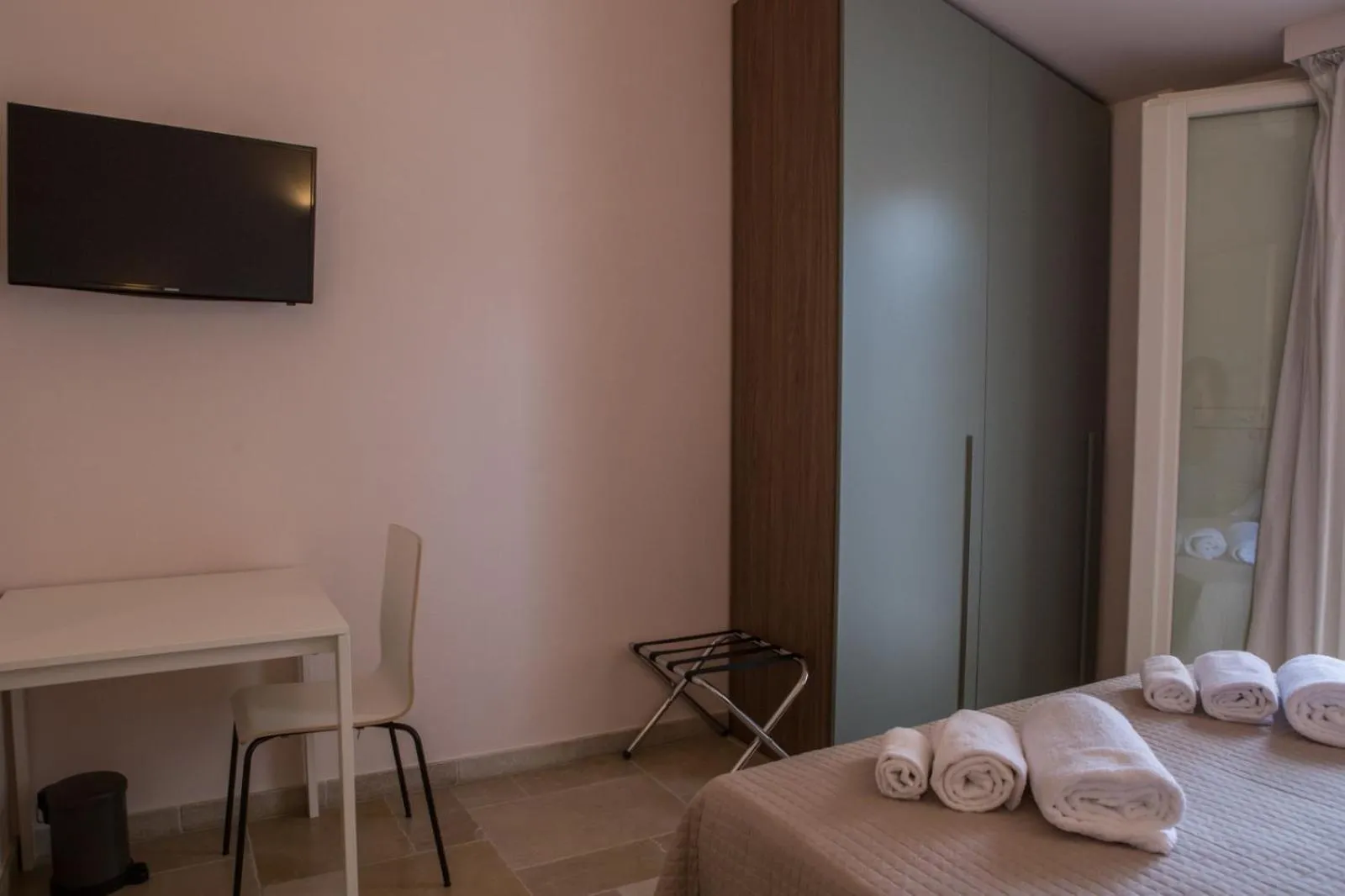 Photo of the whole room, Bed in B&B Borgo Marinaro