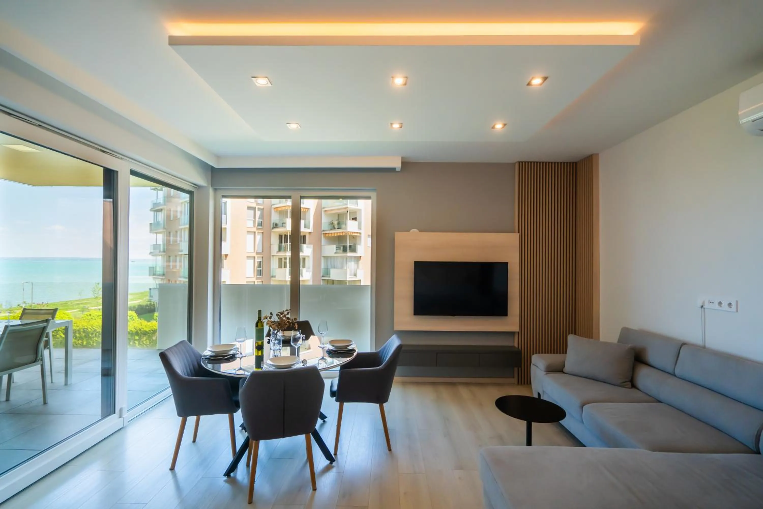 TV and multimedia in MyFlat Casa Galerius Apartment