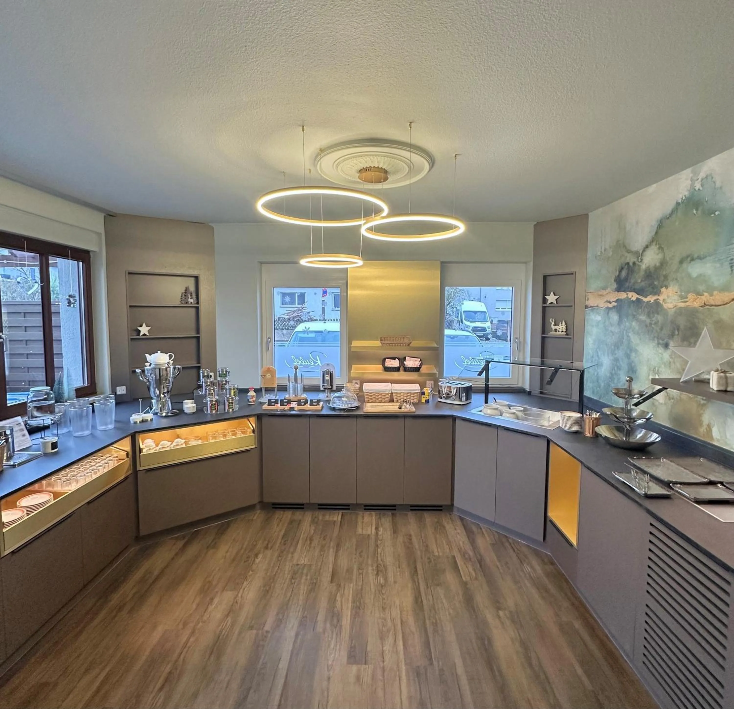 Buffet breakfast in Ringhotel Reubel