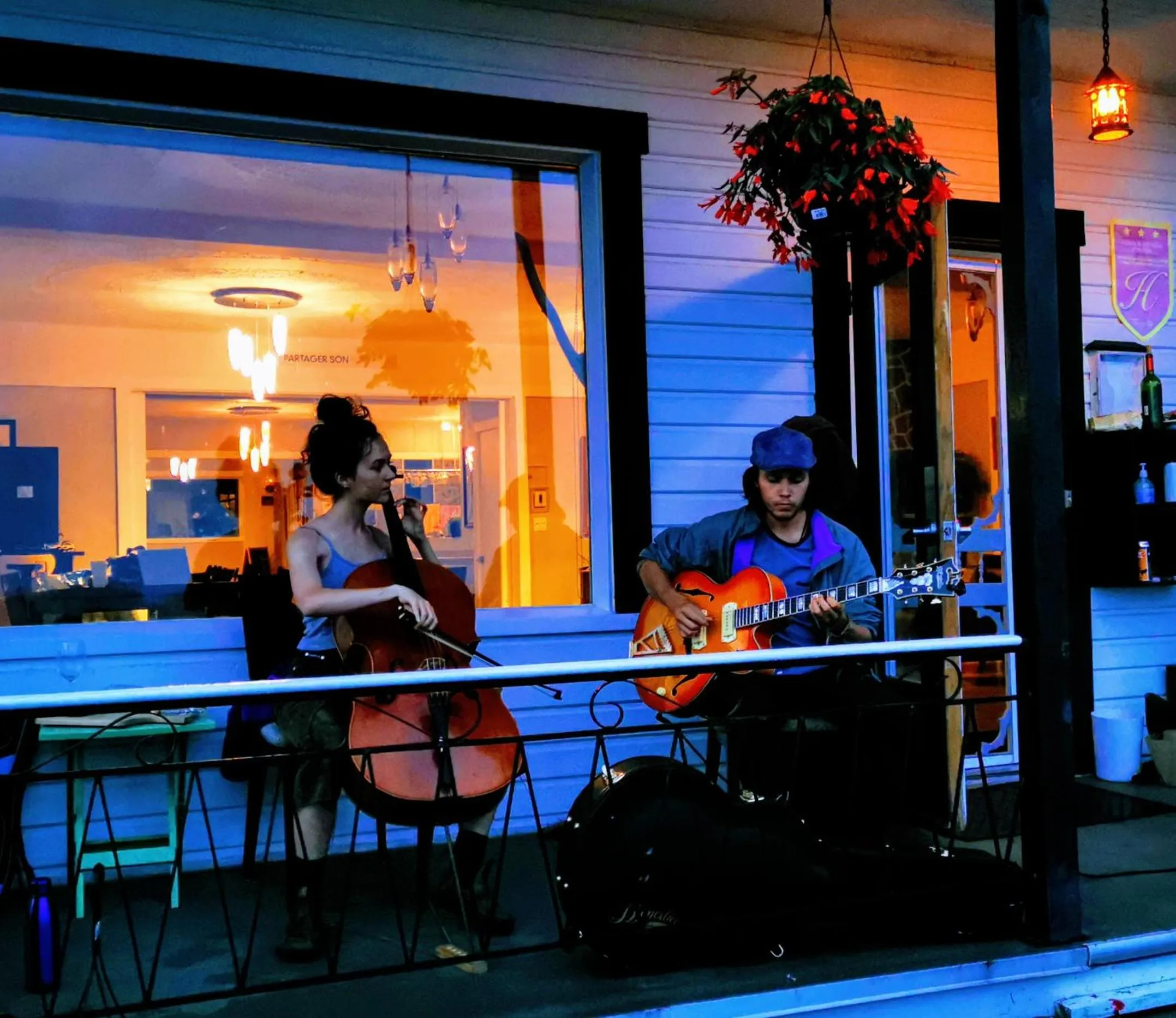 People in Auberge de nos Aieux