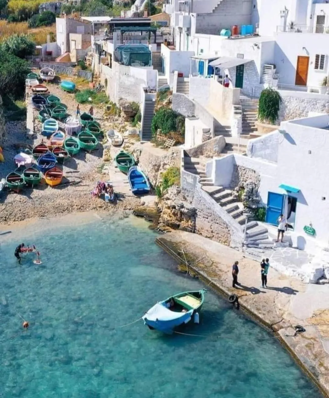 Landmark view in White Suite Polignano 08
