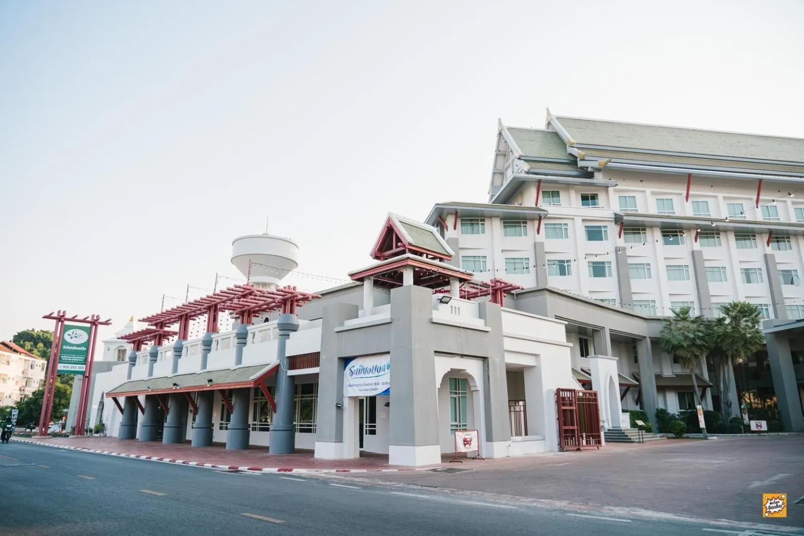 Property building in Wangchan Riverview