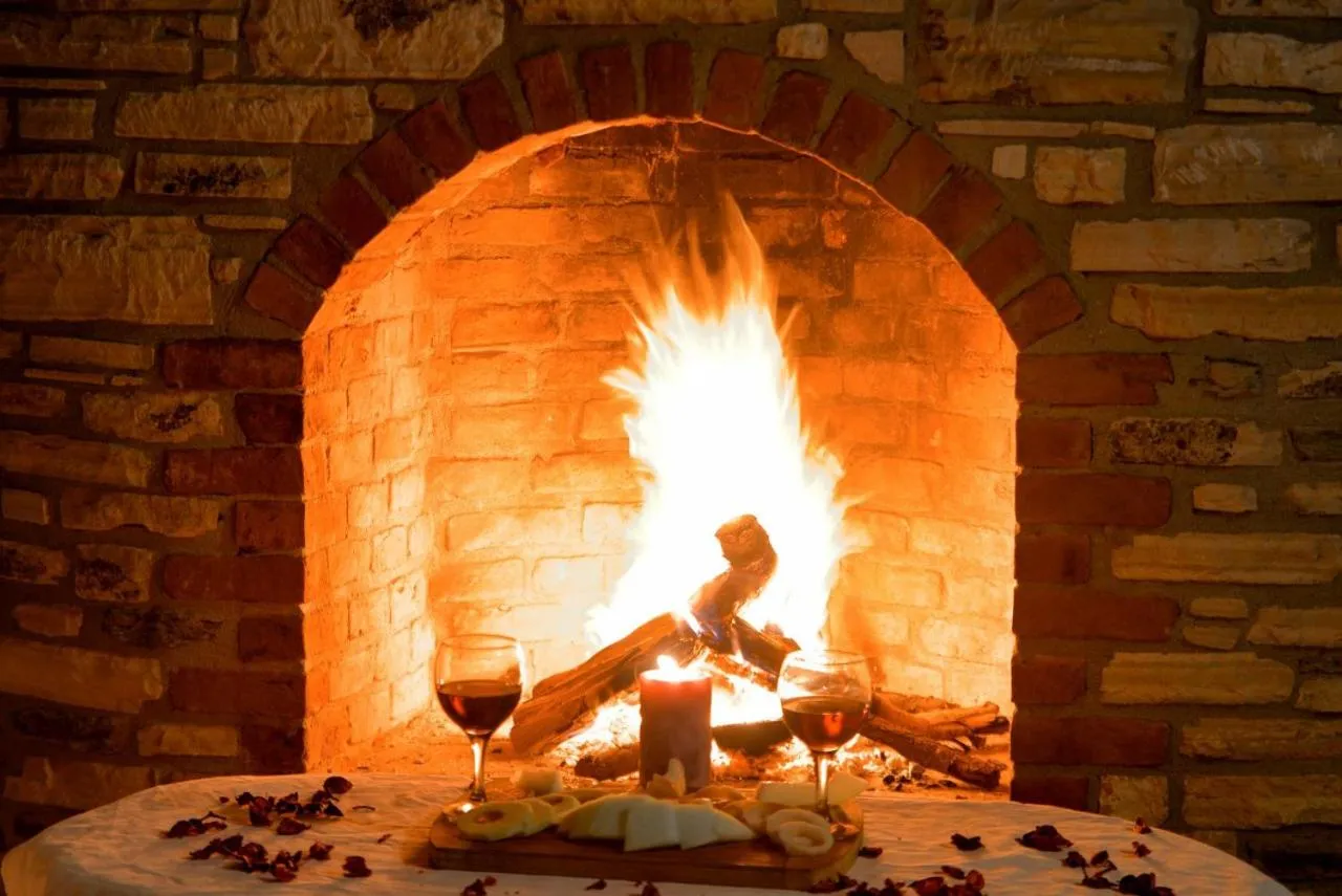 flat iron in Pir Efes Konakları