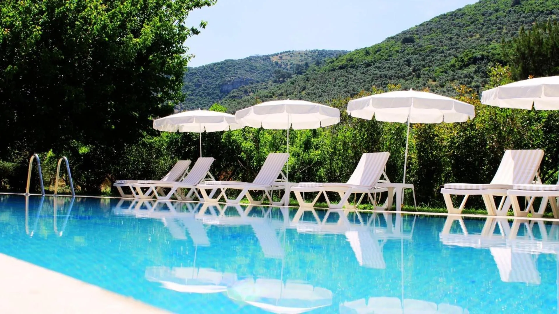 Mountain view in Pir Efes Konakları