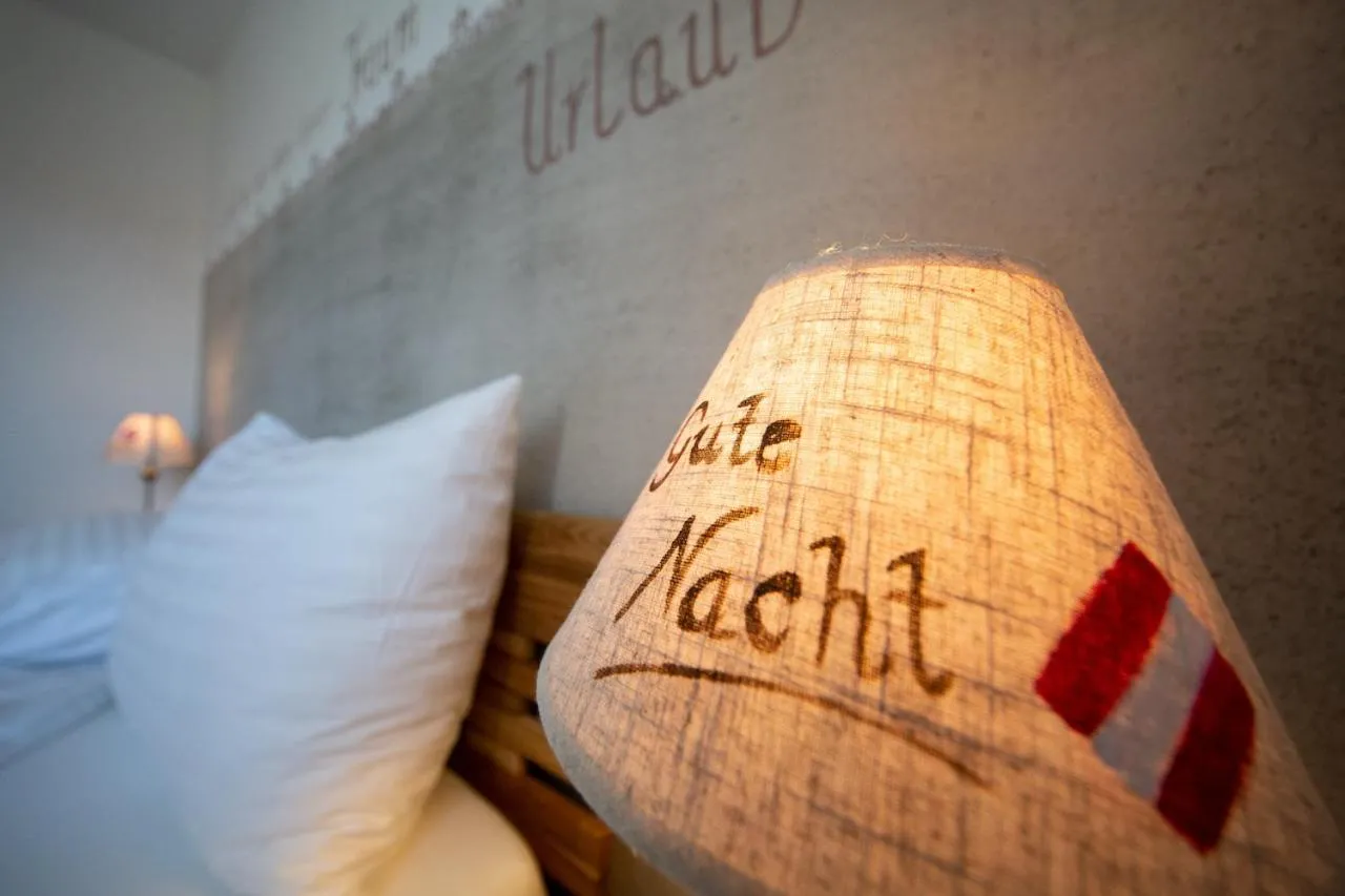 Bed in Ferienwohnungen Waltraud Trinker, Haus