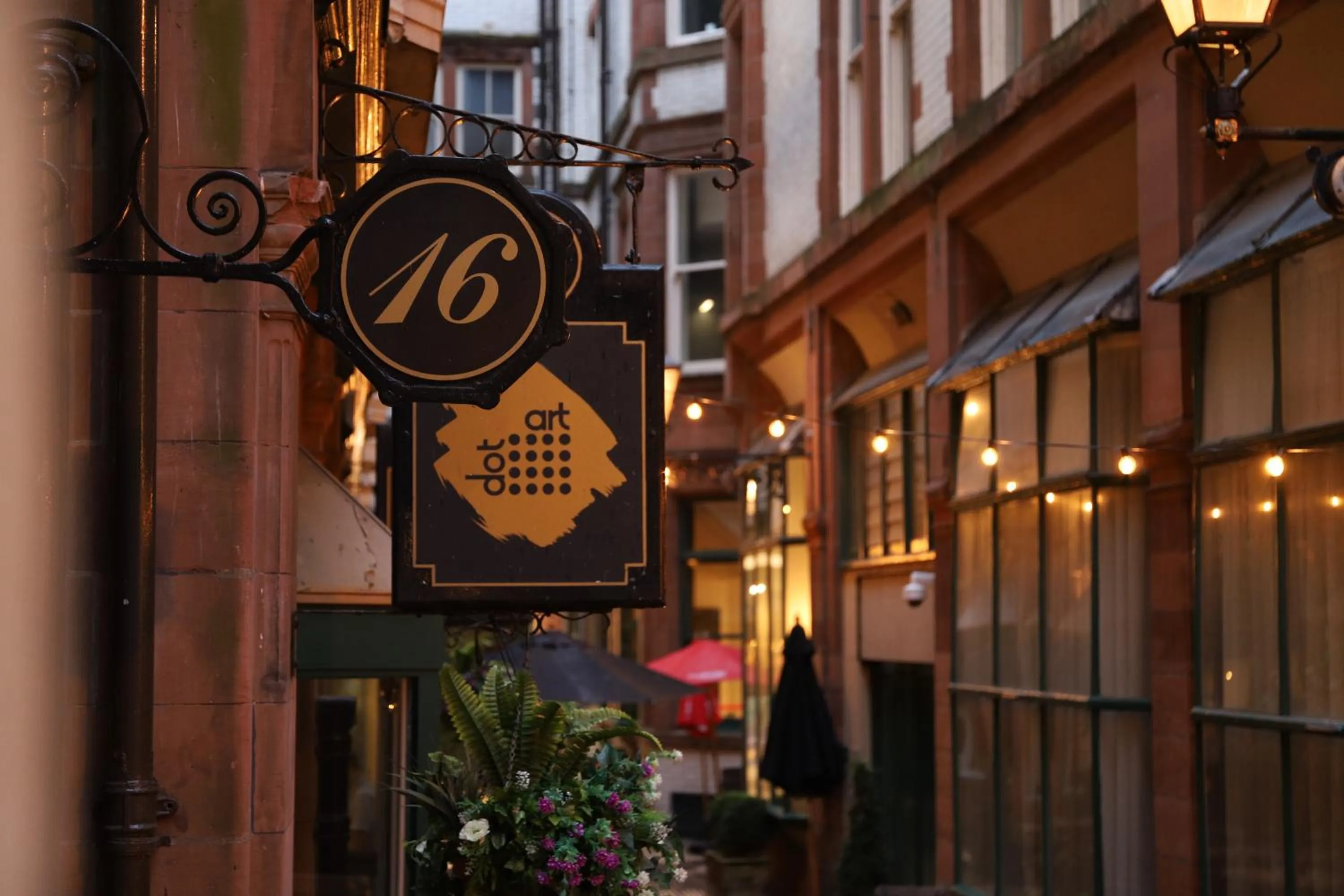 Restaurant/places to eat in 16 Queen Avenue Collection by Happy Days