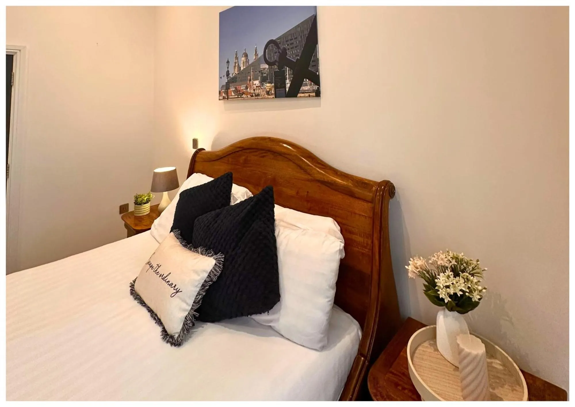 Bed in 16 Queen Avenue Collection by Happy Days