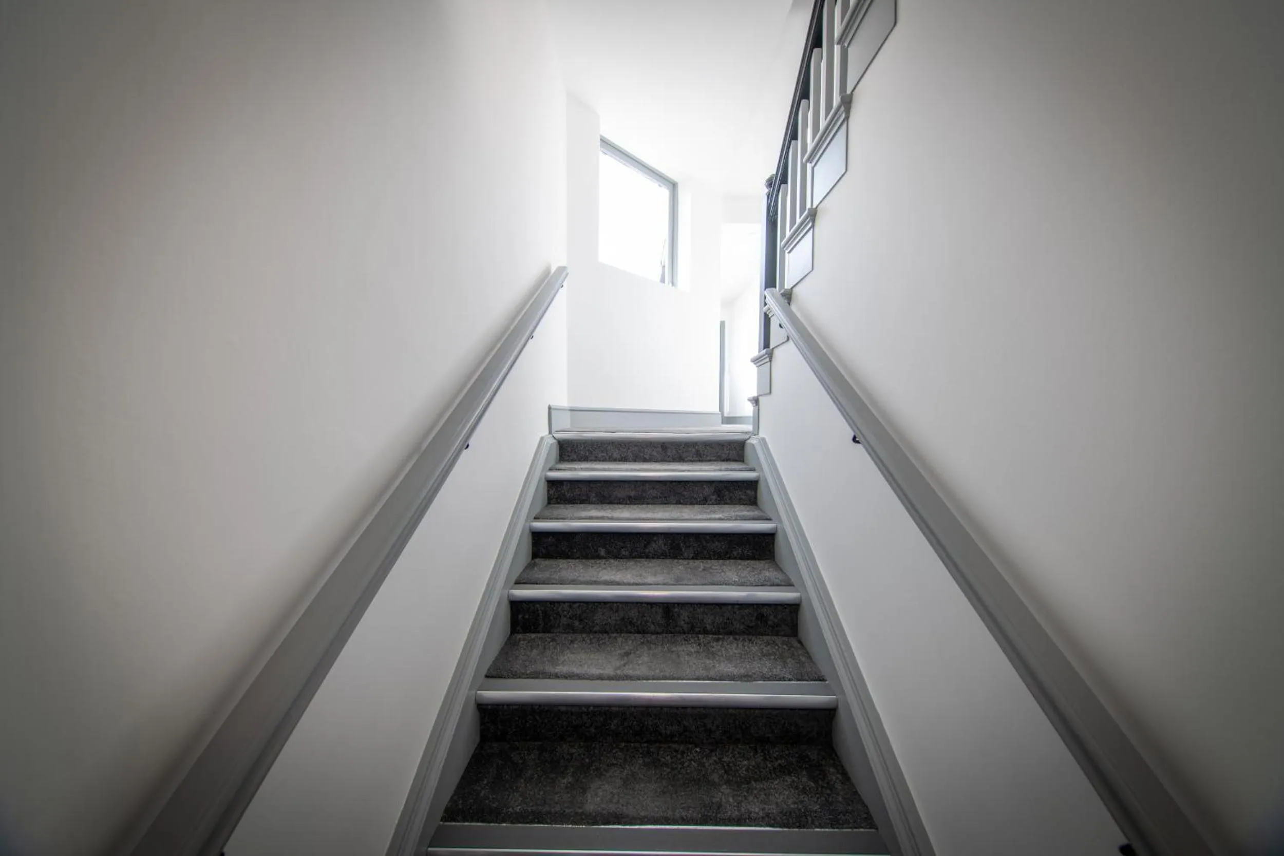 Facade/entrance in 16 Queen Avenue Collection by Happy Days