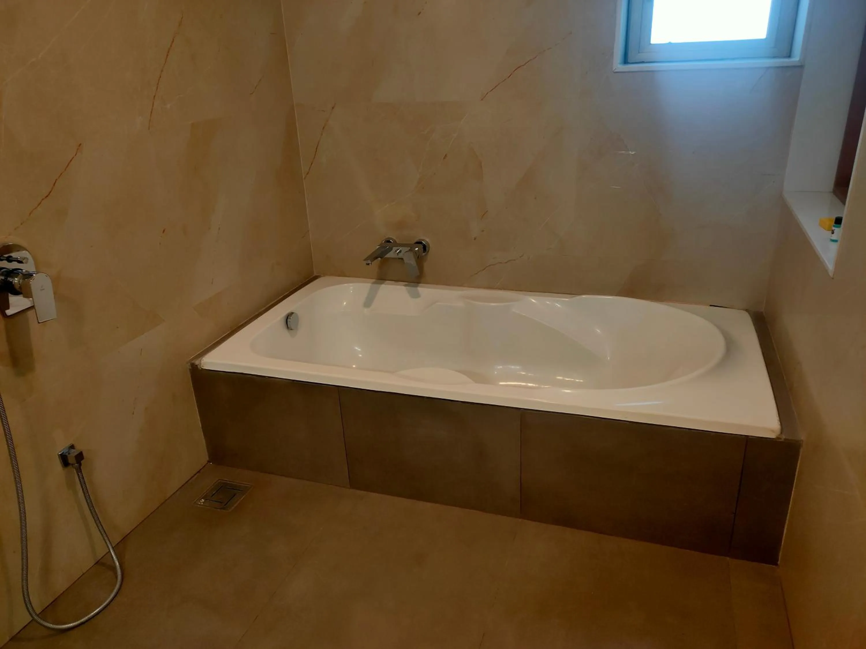 Bath in VITS The Somnath Gateway